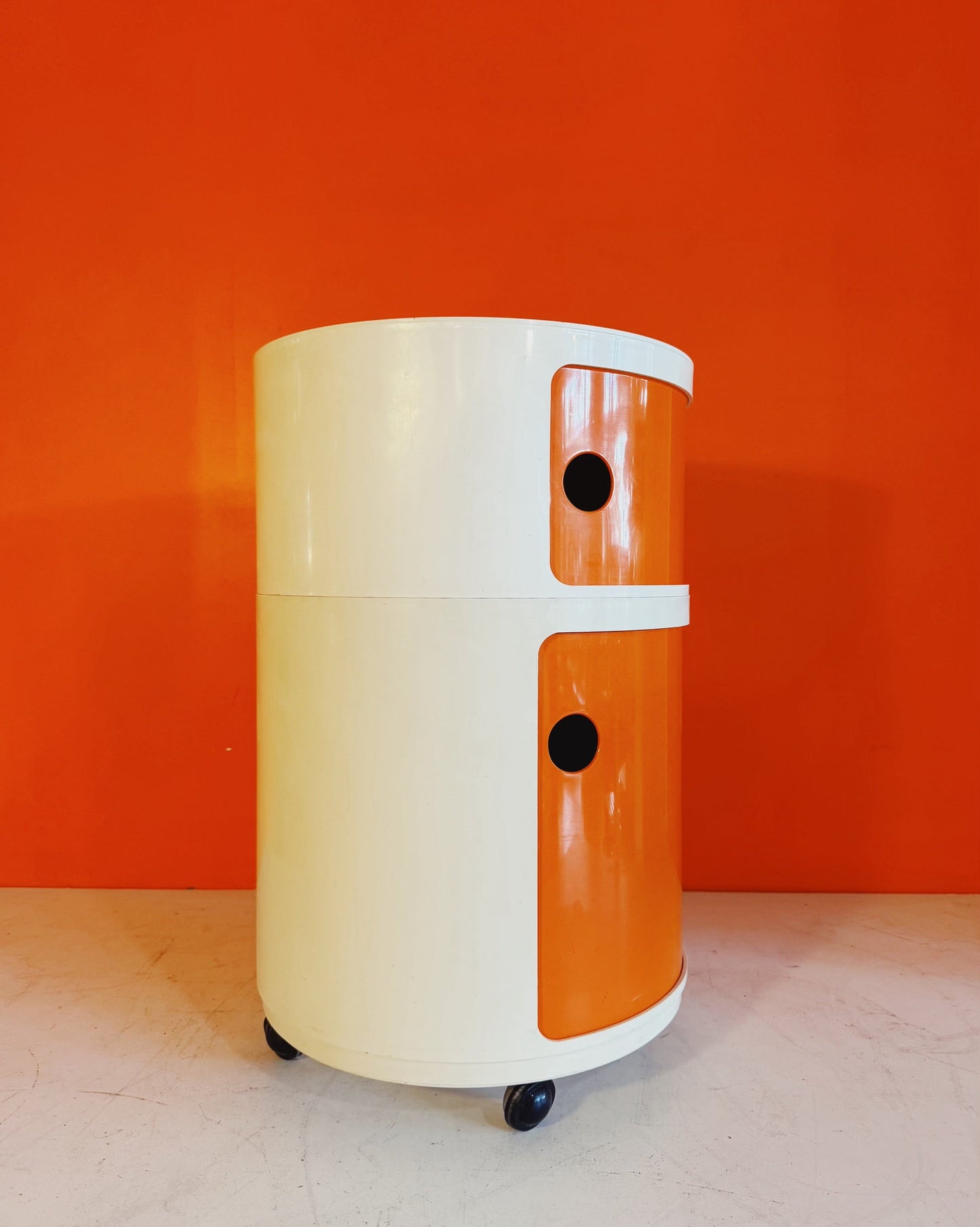 KARTELL / 1960s Vintage Orange & Cream Componibili by Anna Castelli Ferrieri