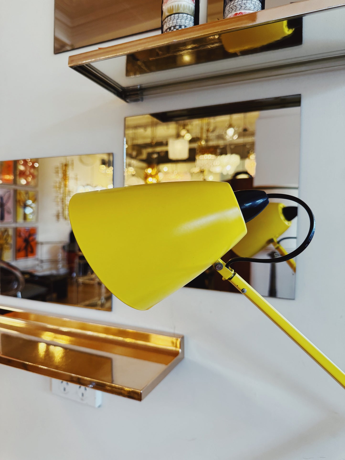 PLANET / Studio K Desk Lamp - Yellow