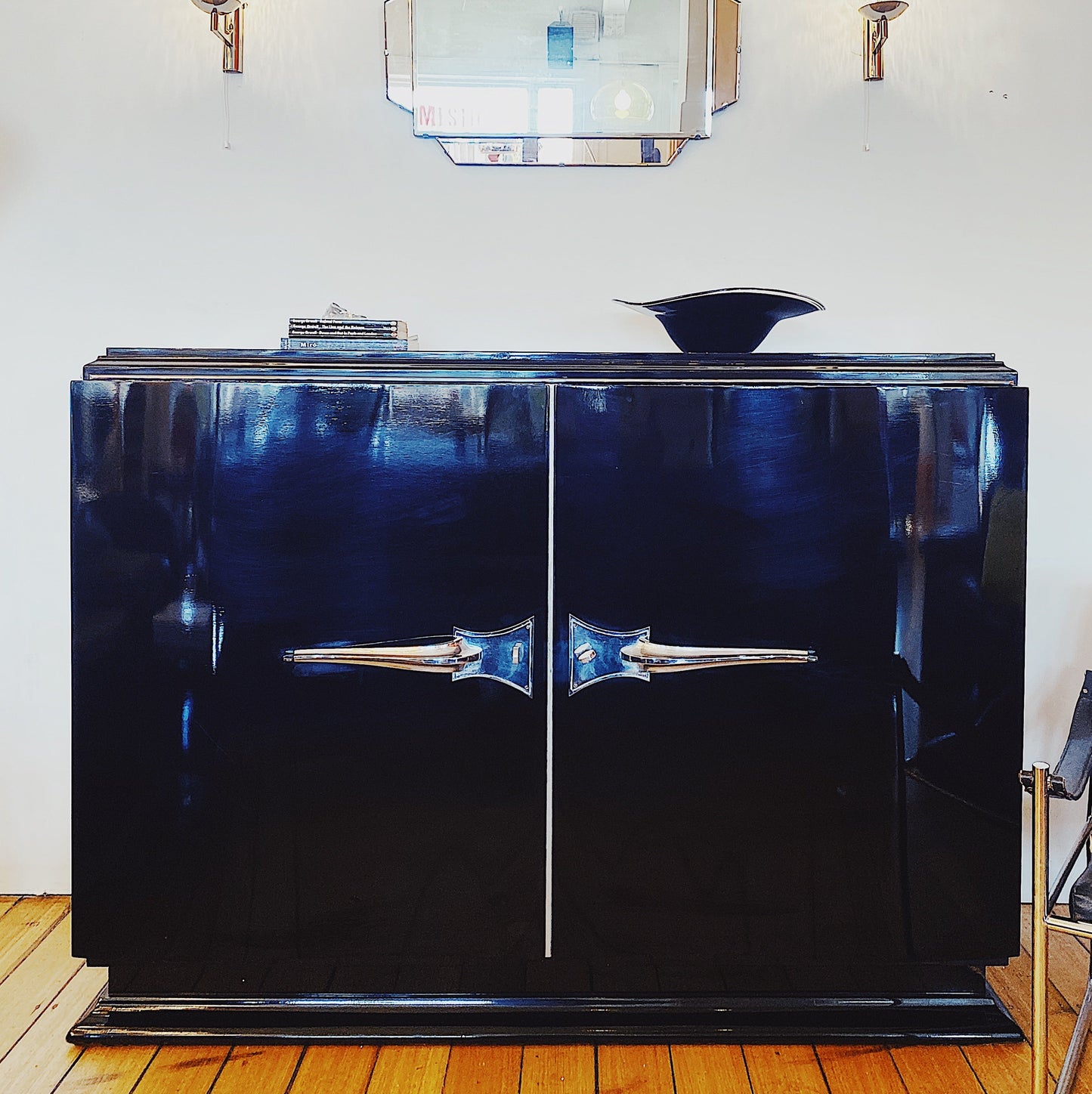 HI GLOSS / Deco Gothic French sideboard