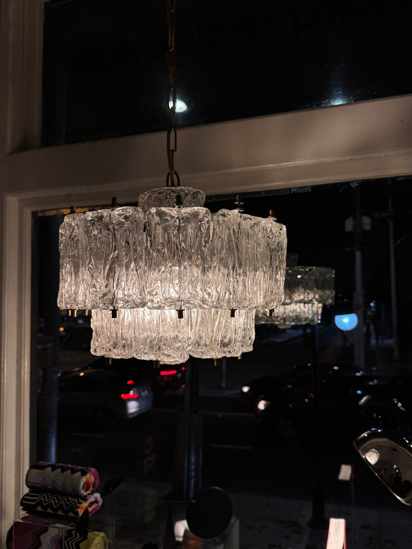BAROVIER e TOSO / 1950s Mattonella Murano Glass Chandelier