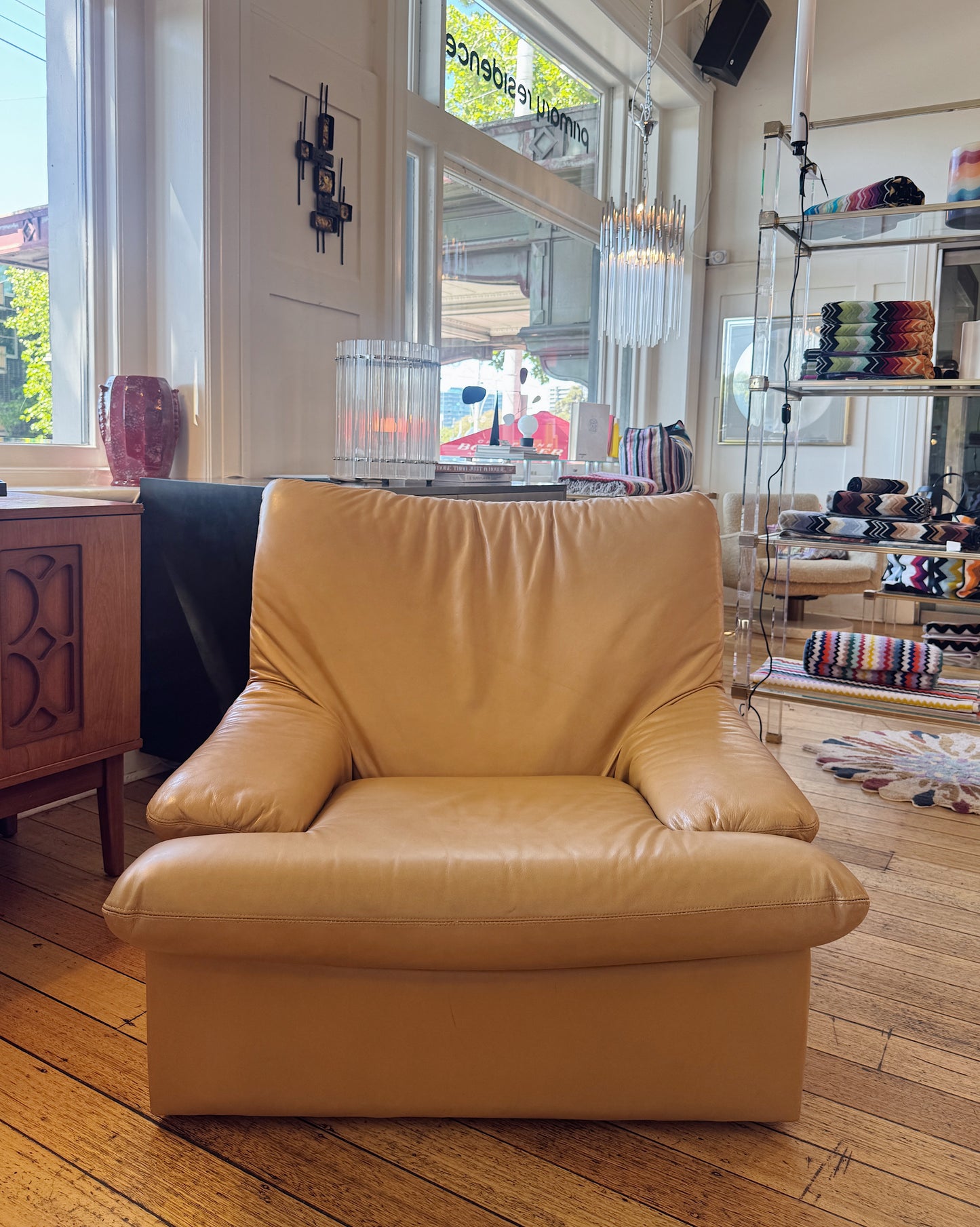 VINTAGE / Soft Tan Leather 3-Seater