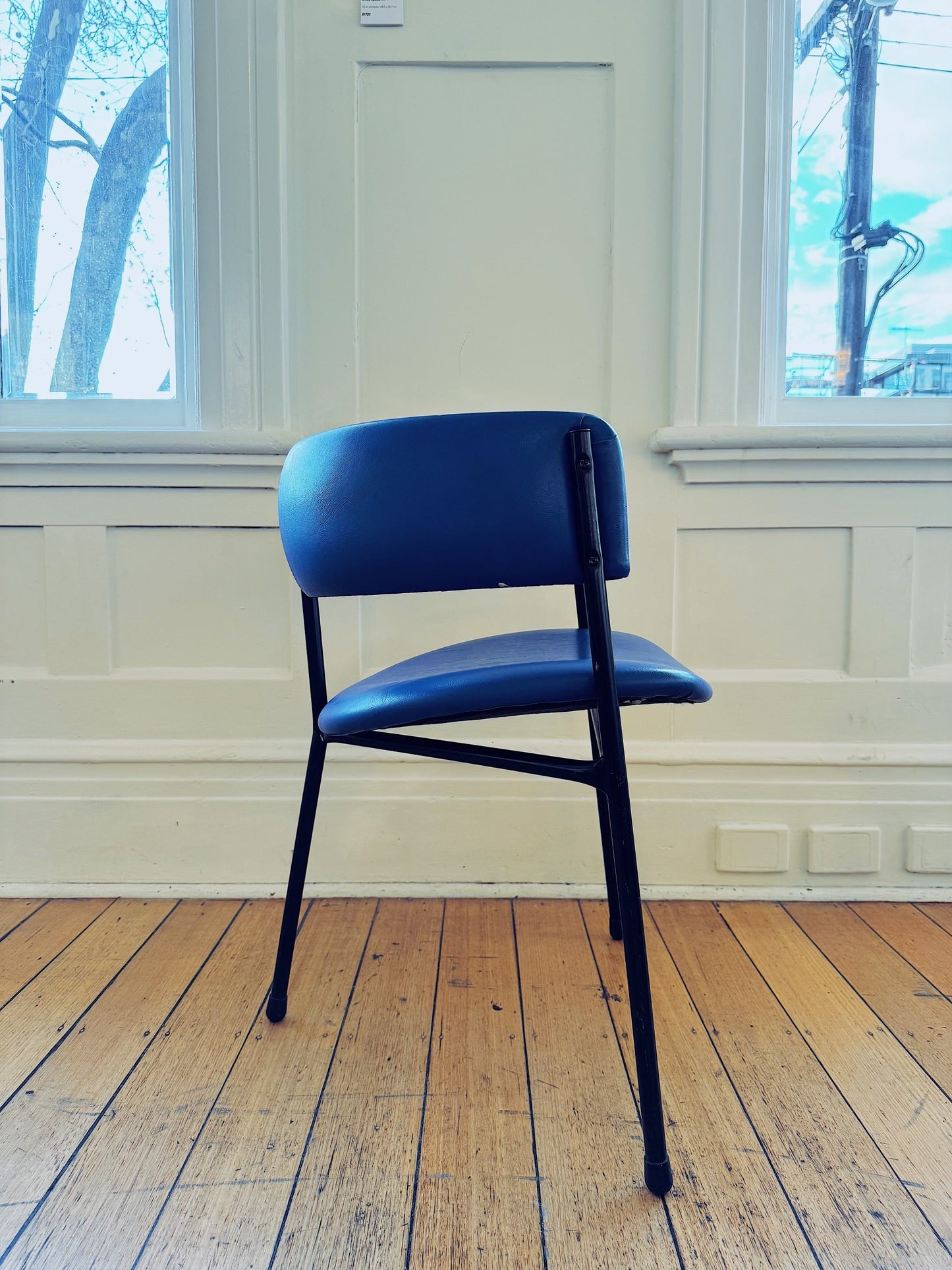 KENDALL / 1960's Set of Four Tripod Tub Chairs in Blue + Yellow
