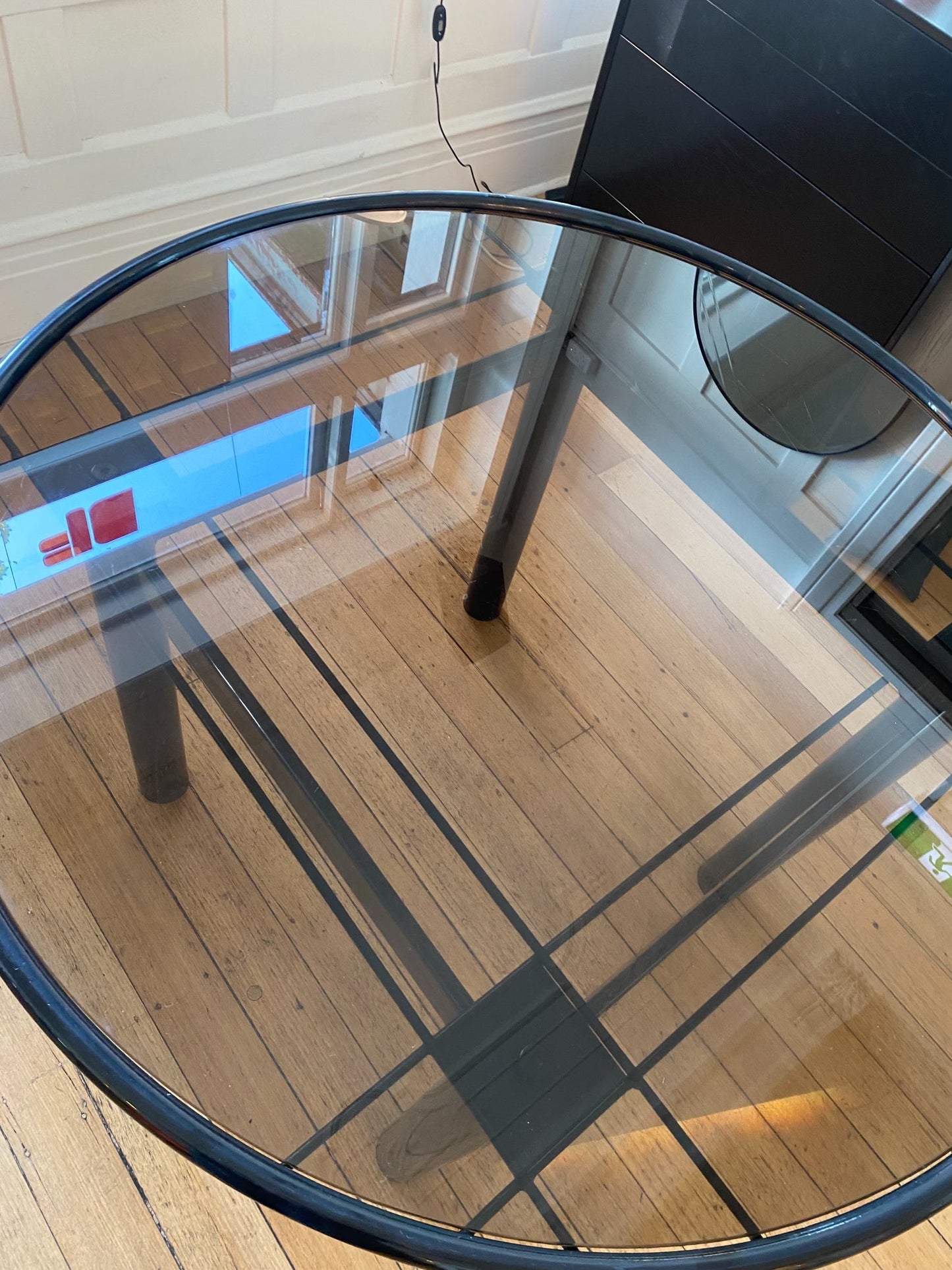 POST MODERN / 1980s Tubular Dining Table in Black/Smoke