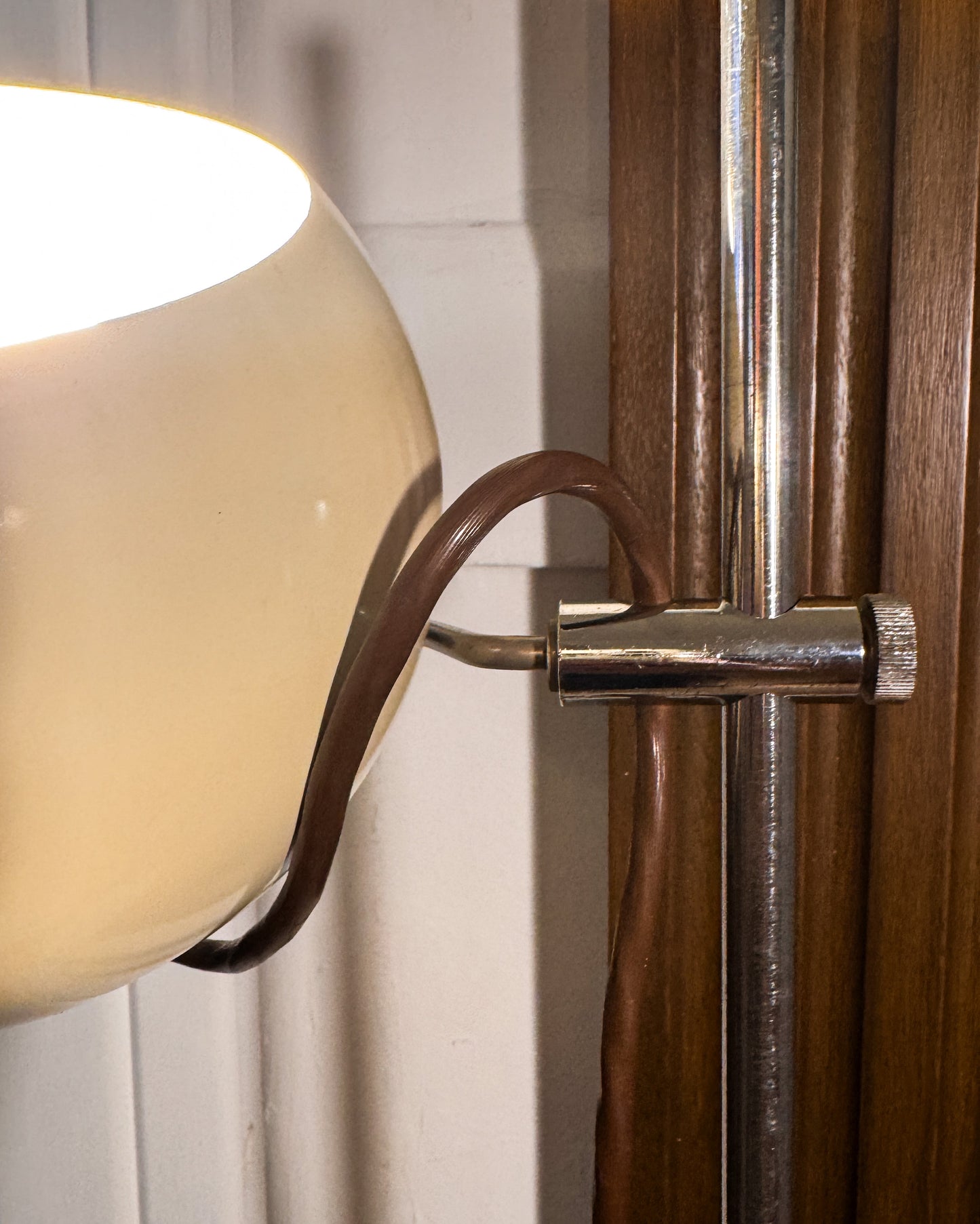 VINTAGE / Space Age Floor Lamp - Cream