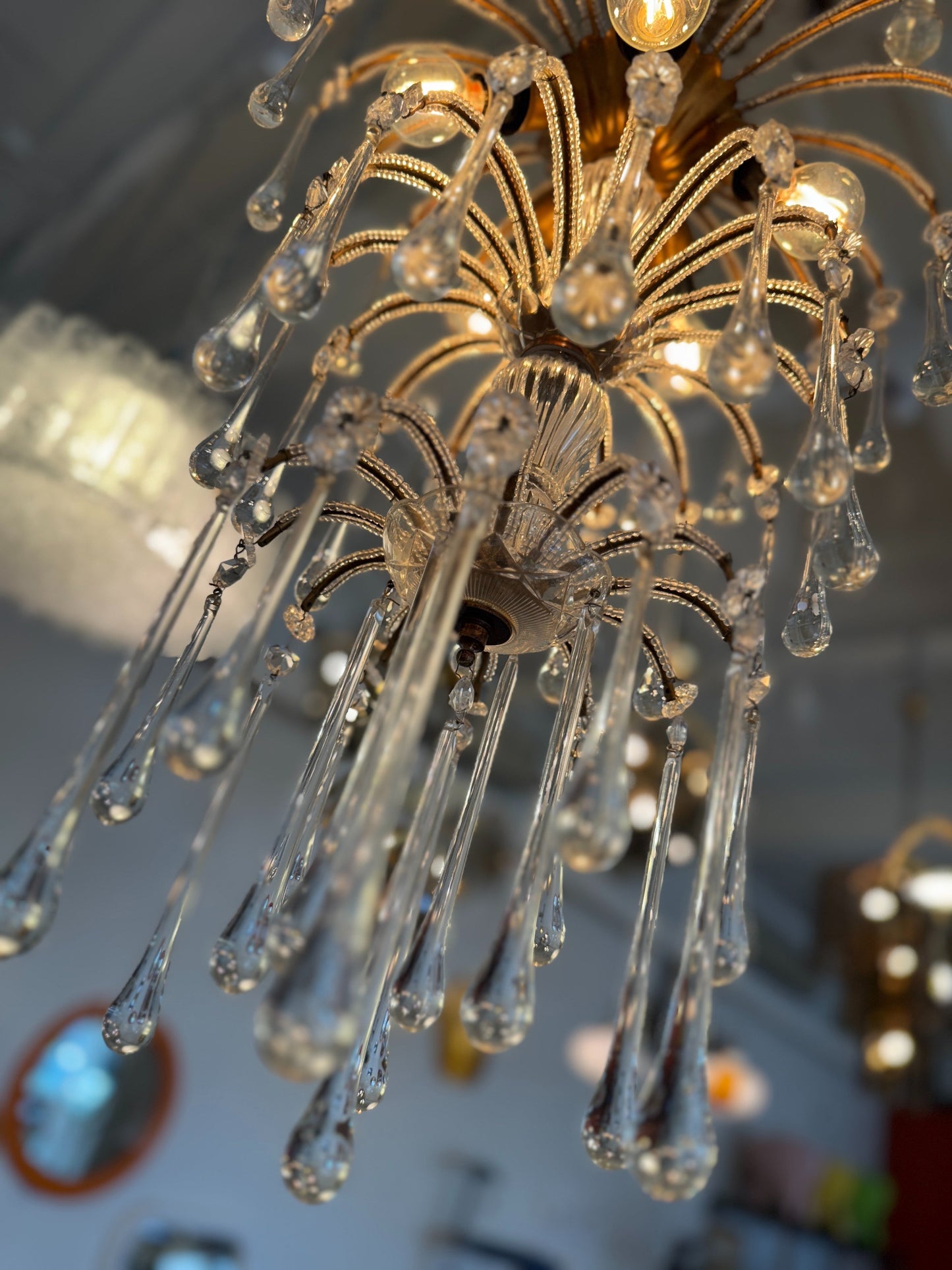 VINTAGE / Italian Waterfall Teardrop Chandelier