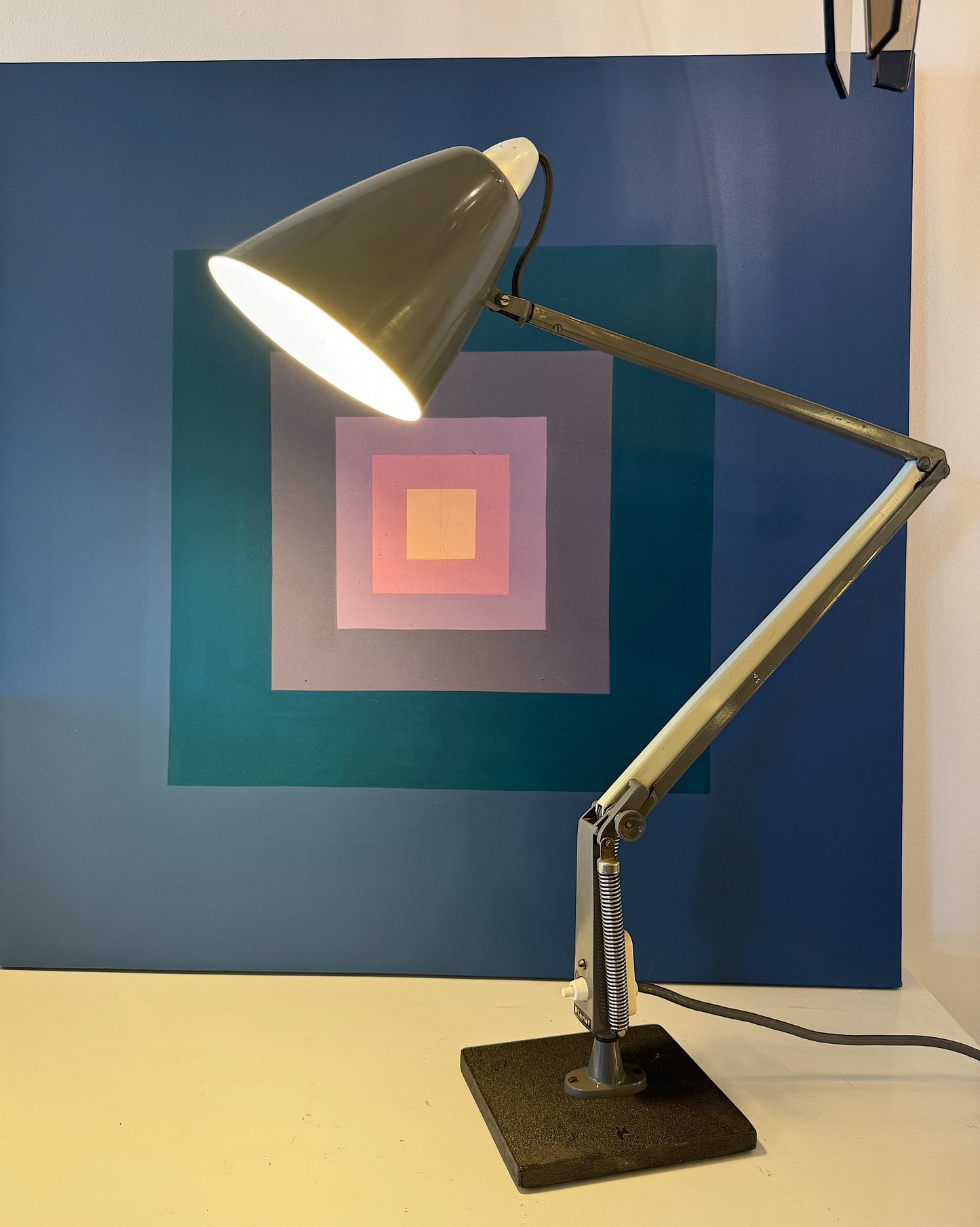 PLANET / Studio K Desk Lamp - Grey