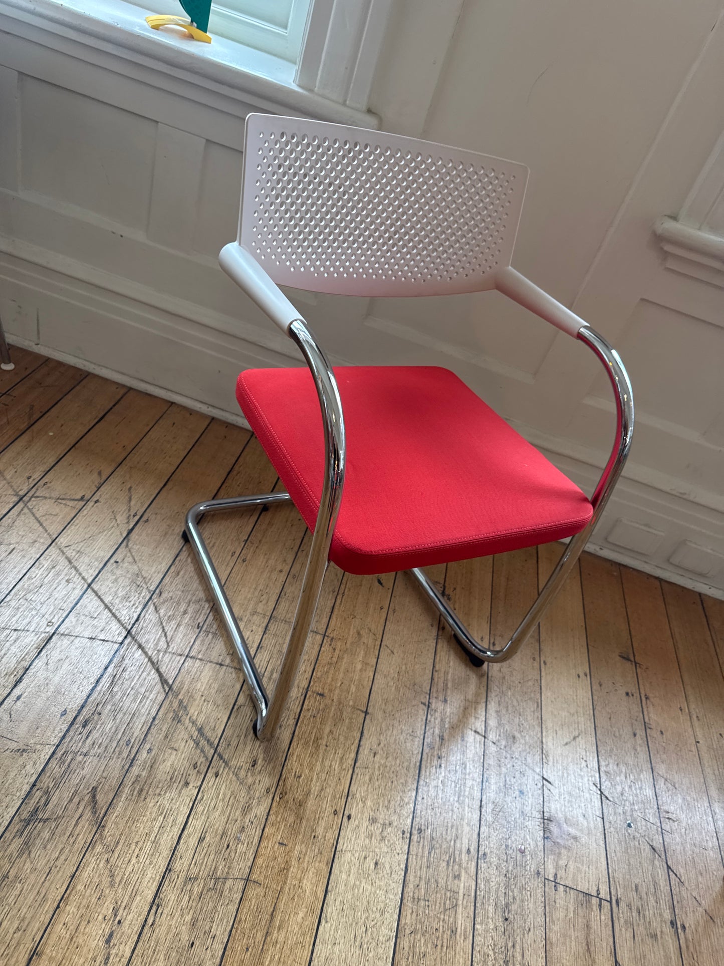 VITRA TAKEOVER / Visavis Chair by Antonio Citterio, 1997 - Polo Red