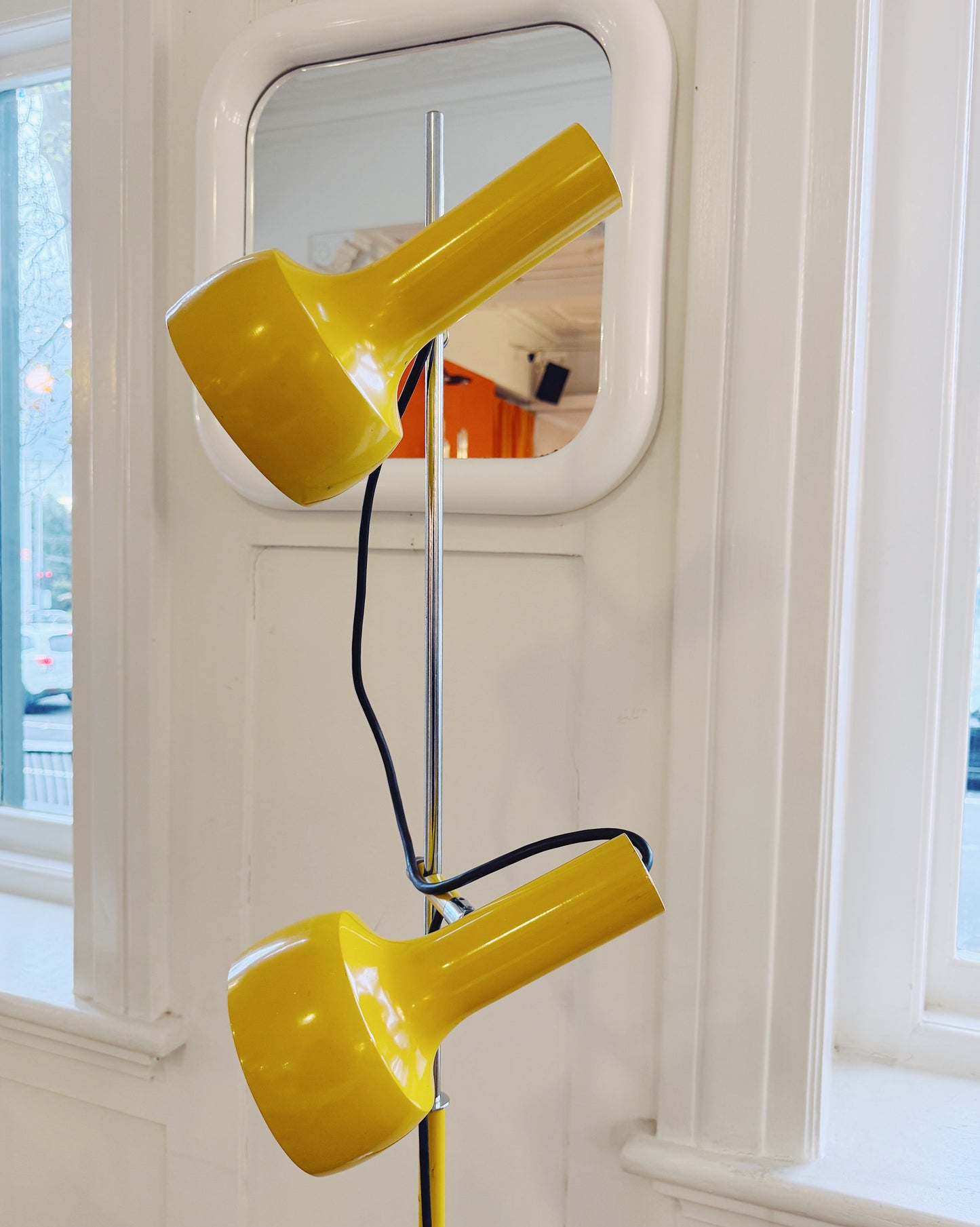 OSLO AUSTRALIA / Dual Head Floor Lamp - Yellow