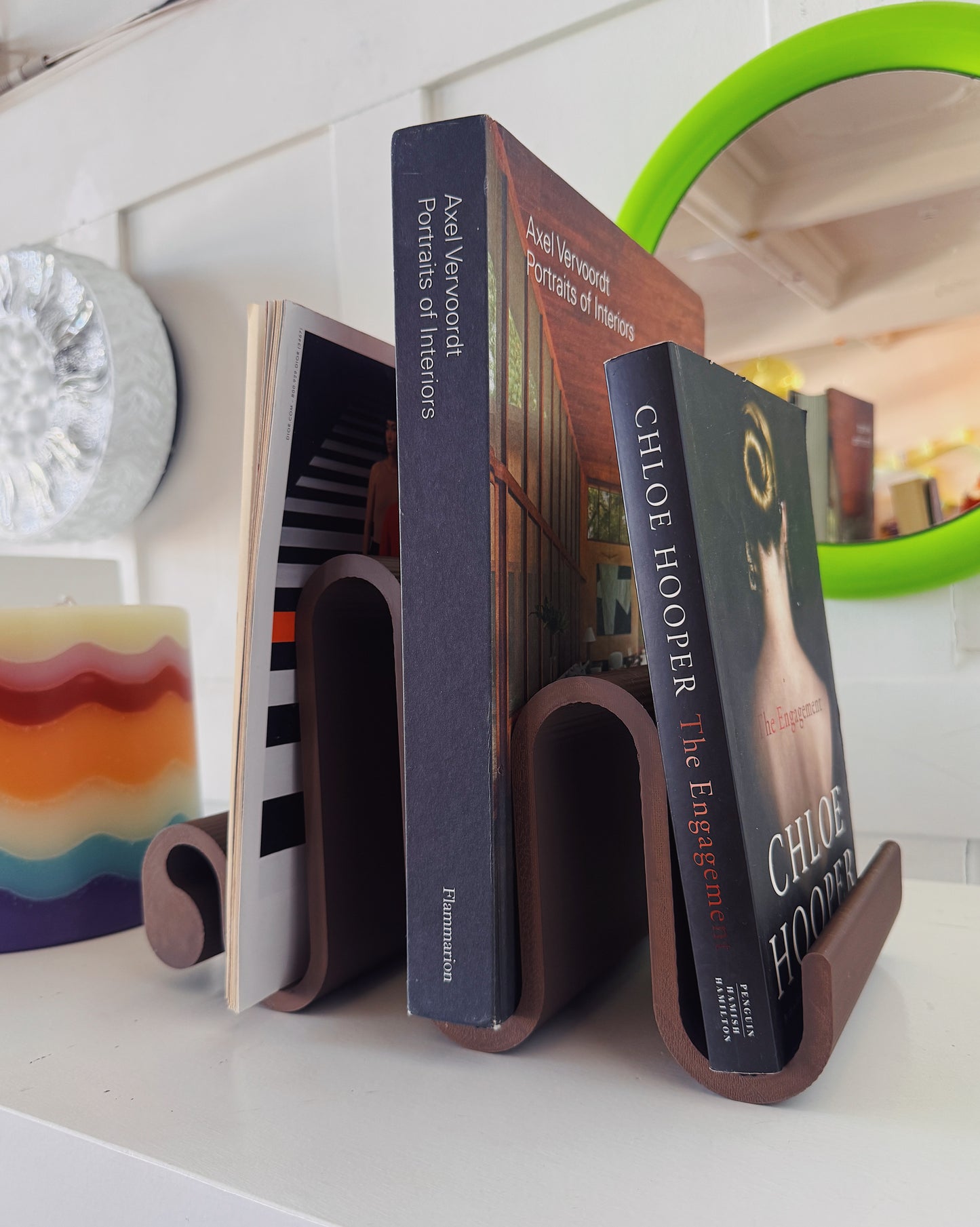 PRIMARY RESIDENCE / Apostrophus Bookstand Large - Chocolate