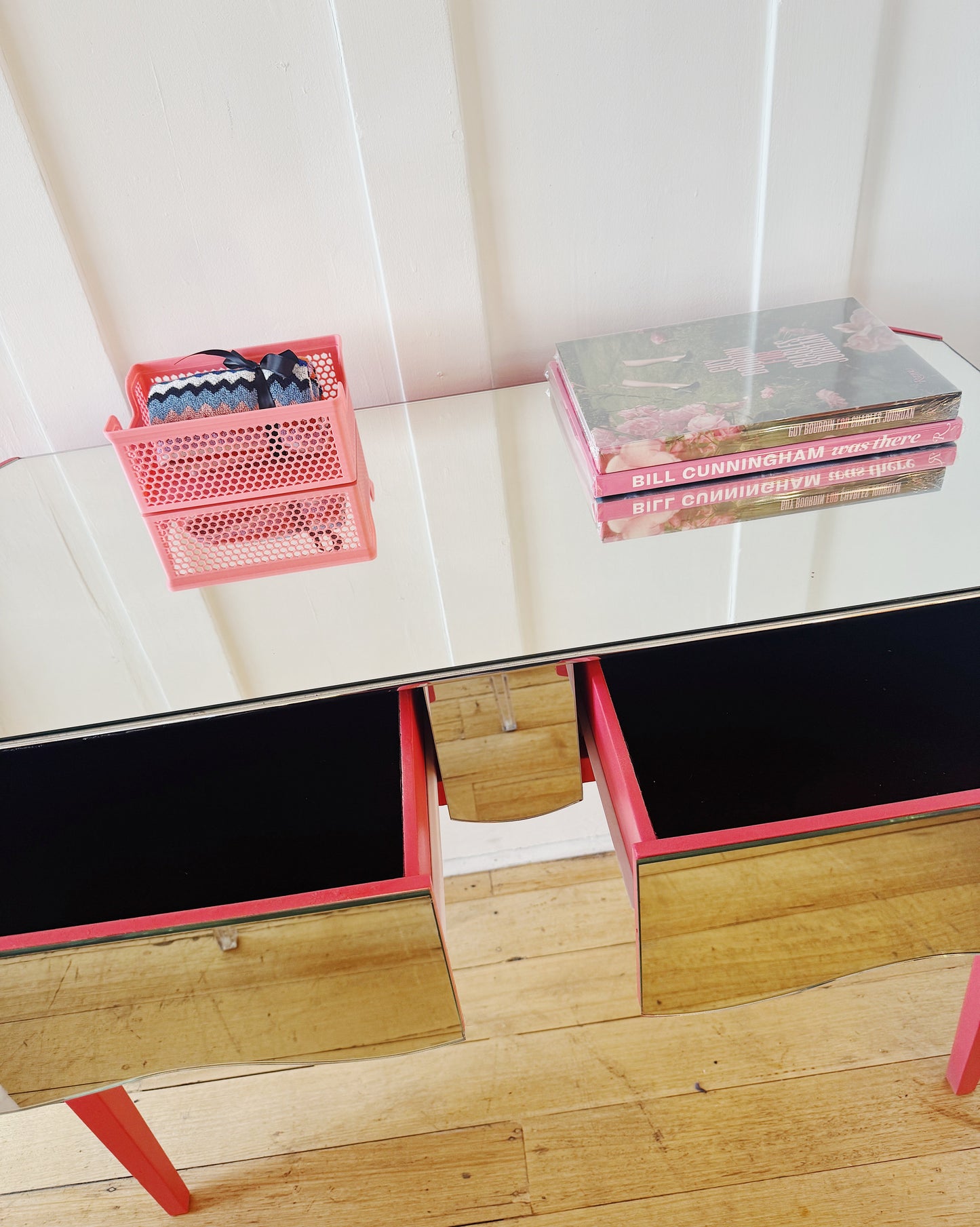 CUSTOM / Mirror Console w/Watermelon Frame