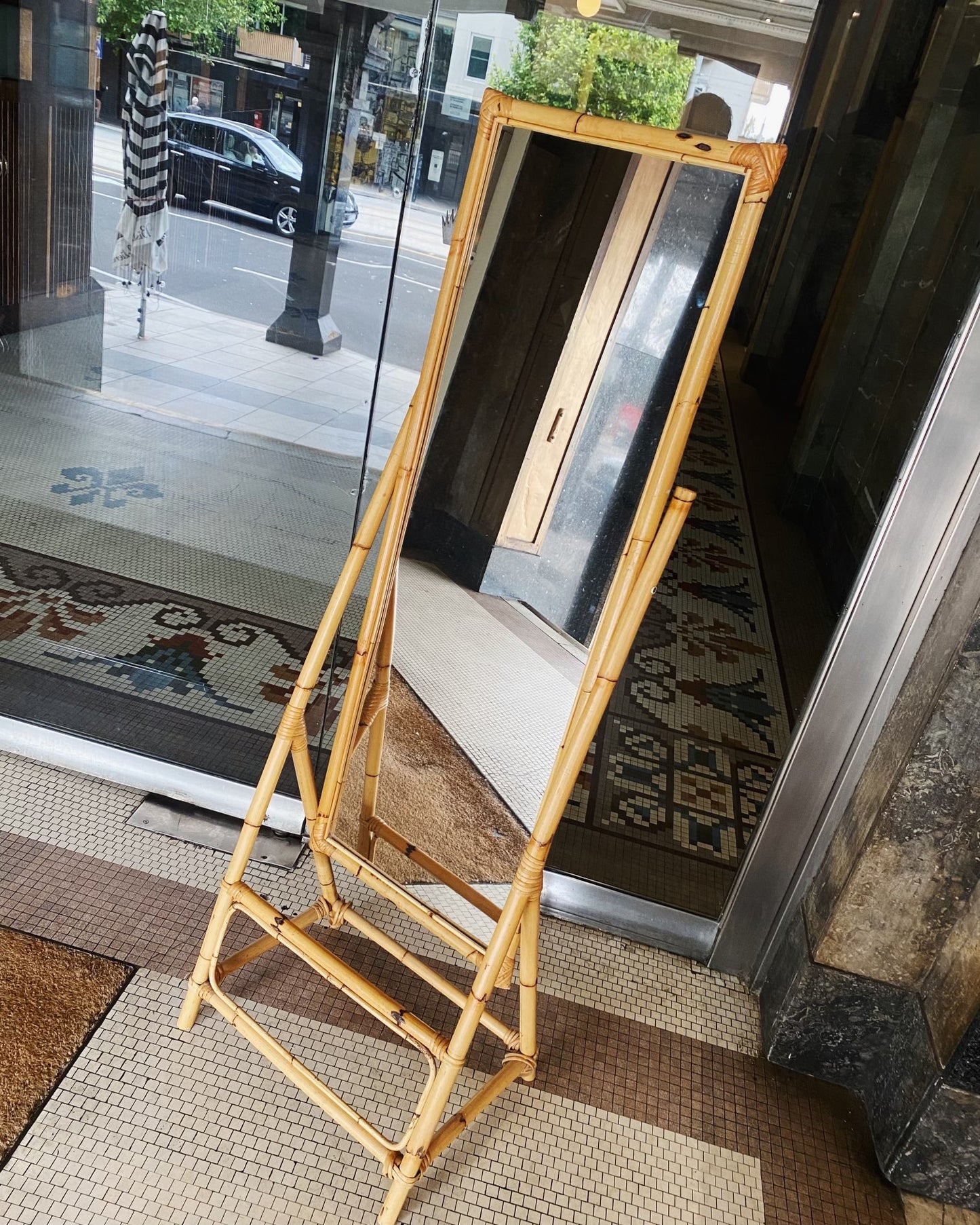 VINTAGE / Bamboo Cane Standing Dressing Mirror