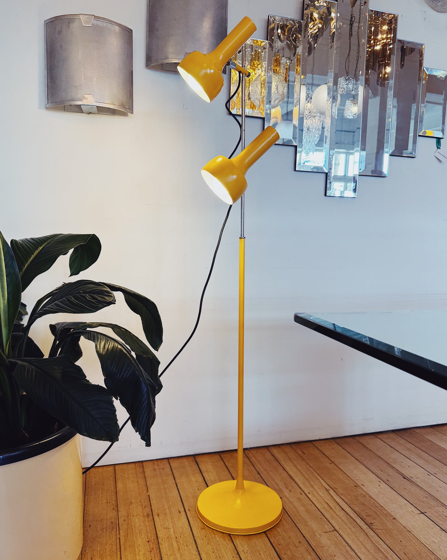 OSLO AUSTRALIA / Dual Head Floor Lamp - Yellow