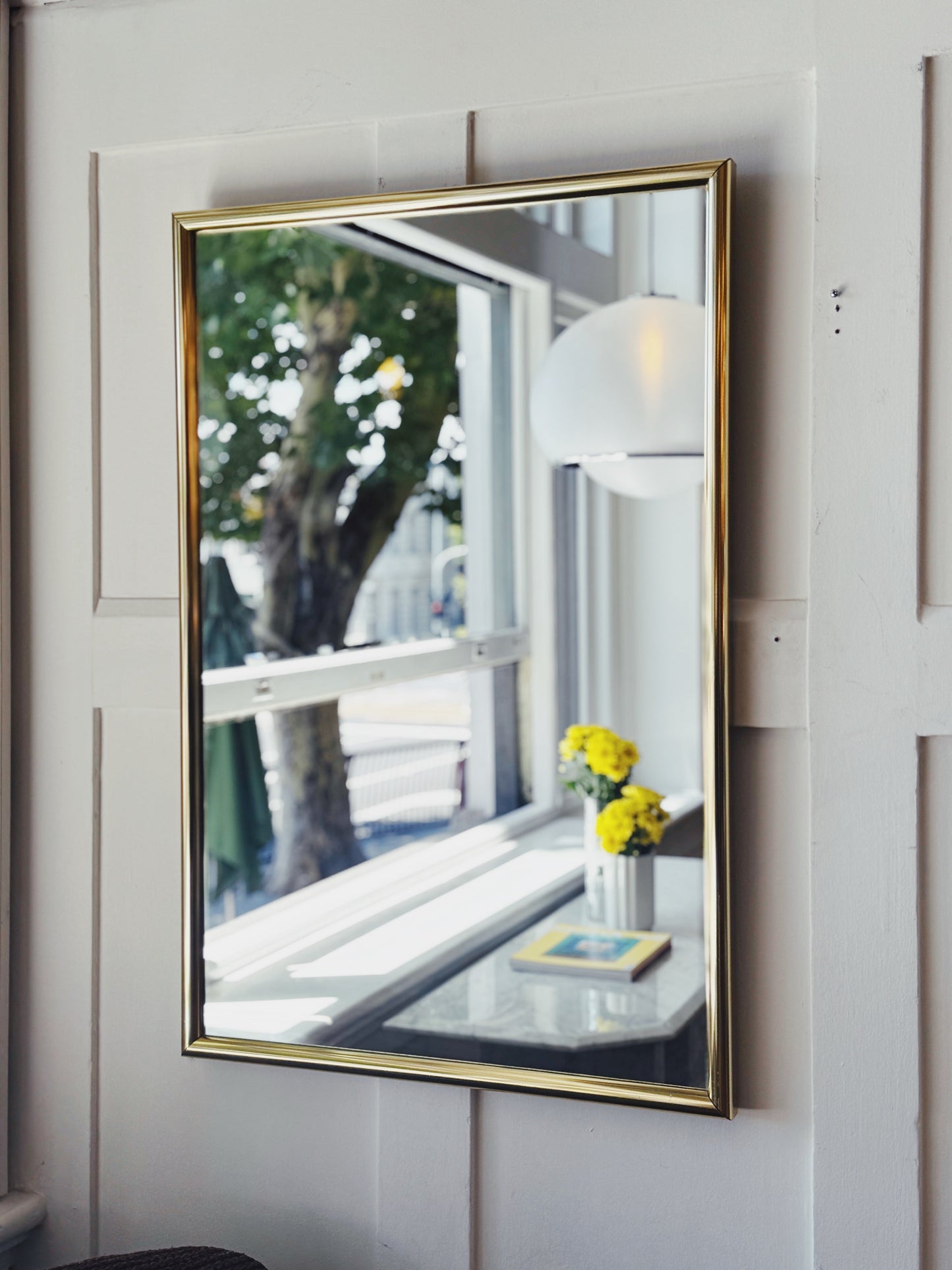 VINTAGE / Gold Frame Mirror