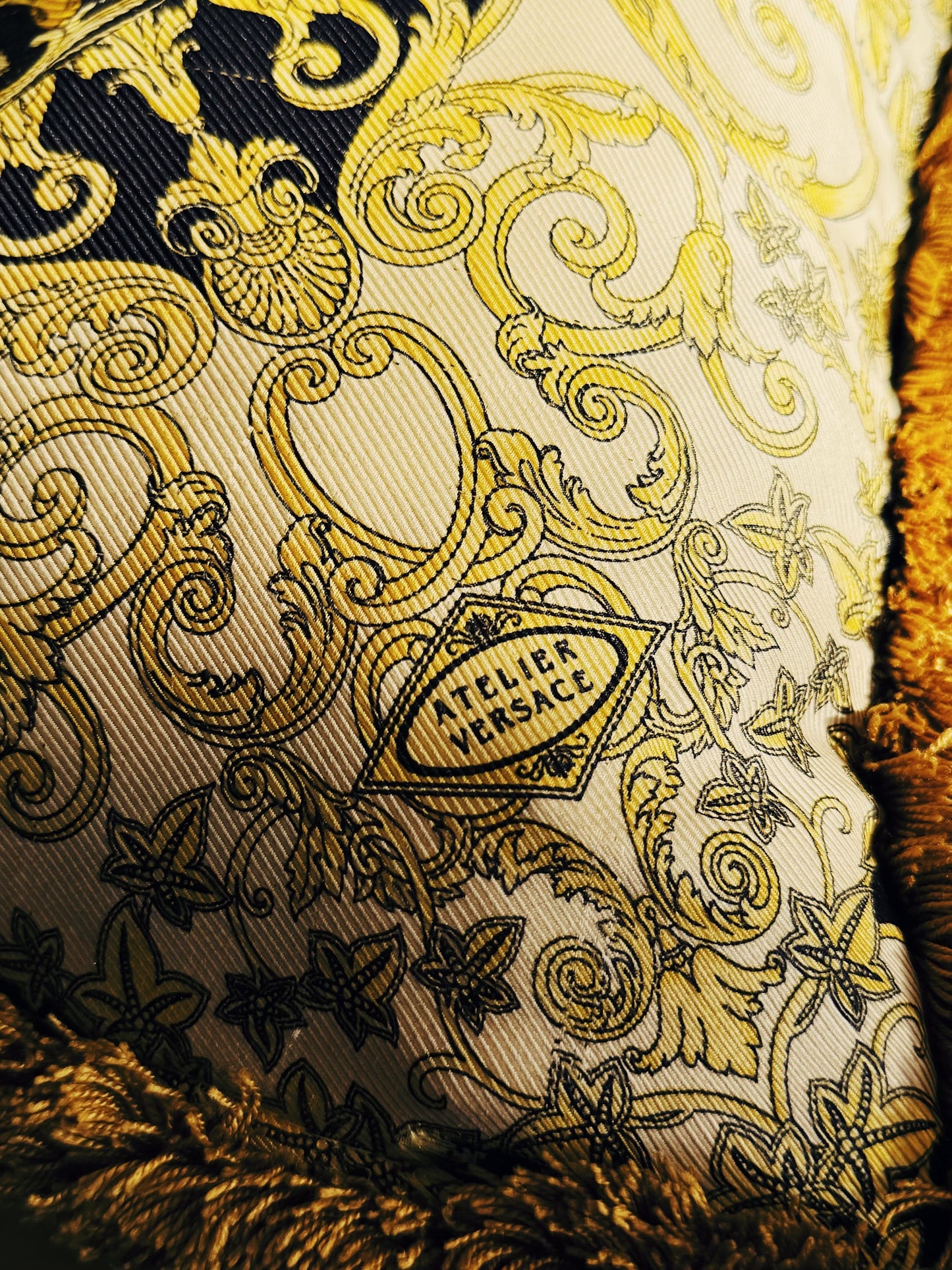 VERSACE / I ♡ Baroque Silk Floral Medusa Cushions