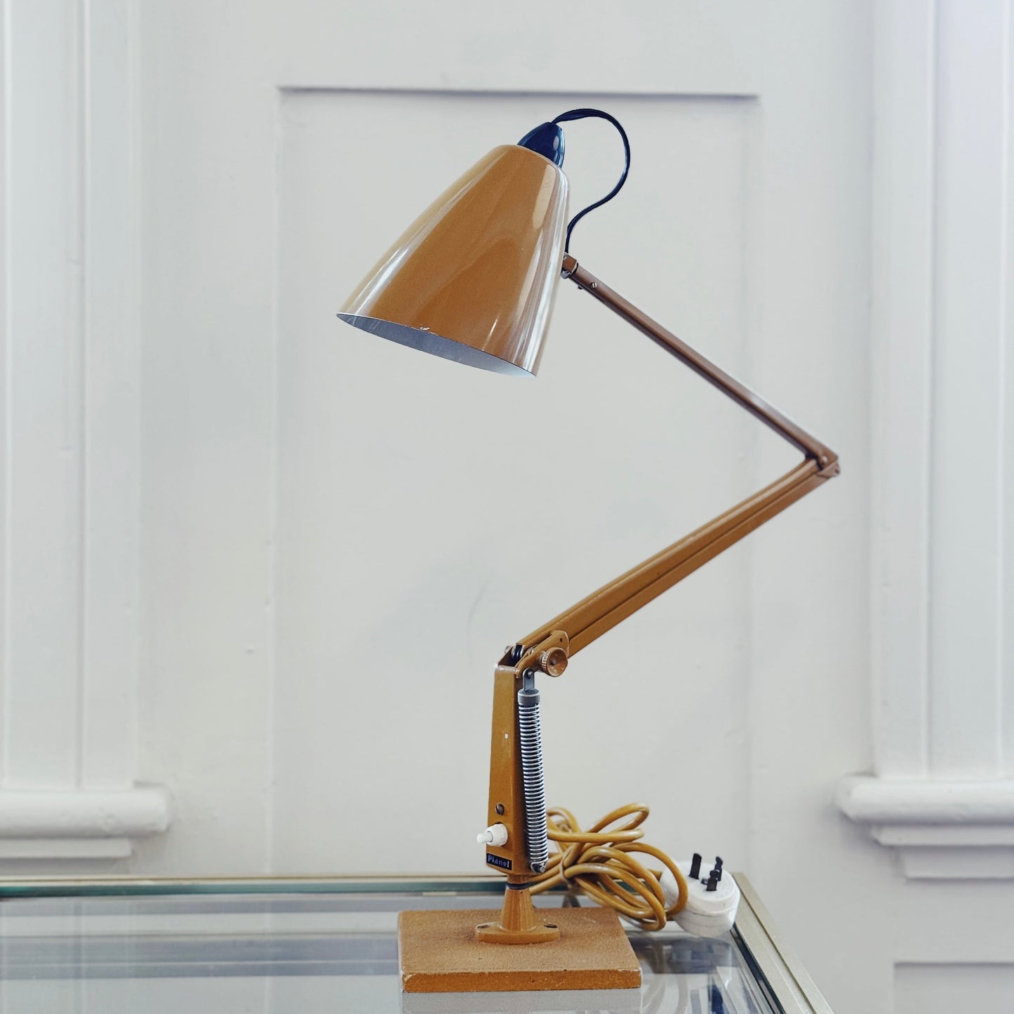 PLANET / Studio K Desk Lamp - Brioche