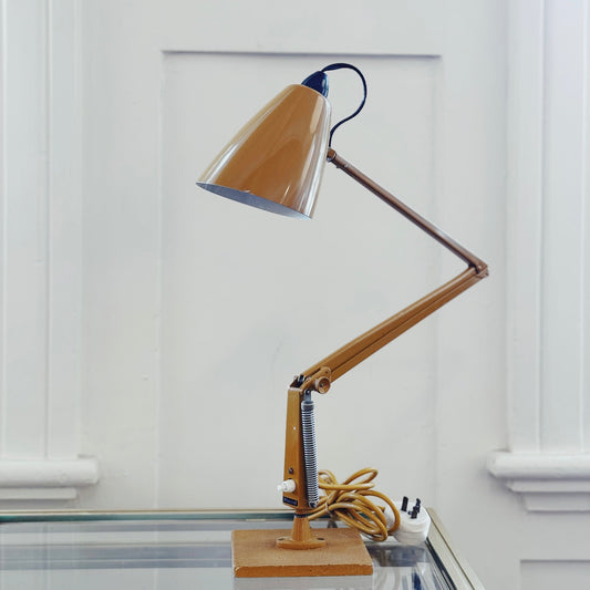 PLANET / Studio K Desk Lamp - Brioche
