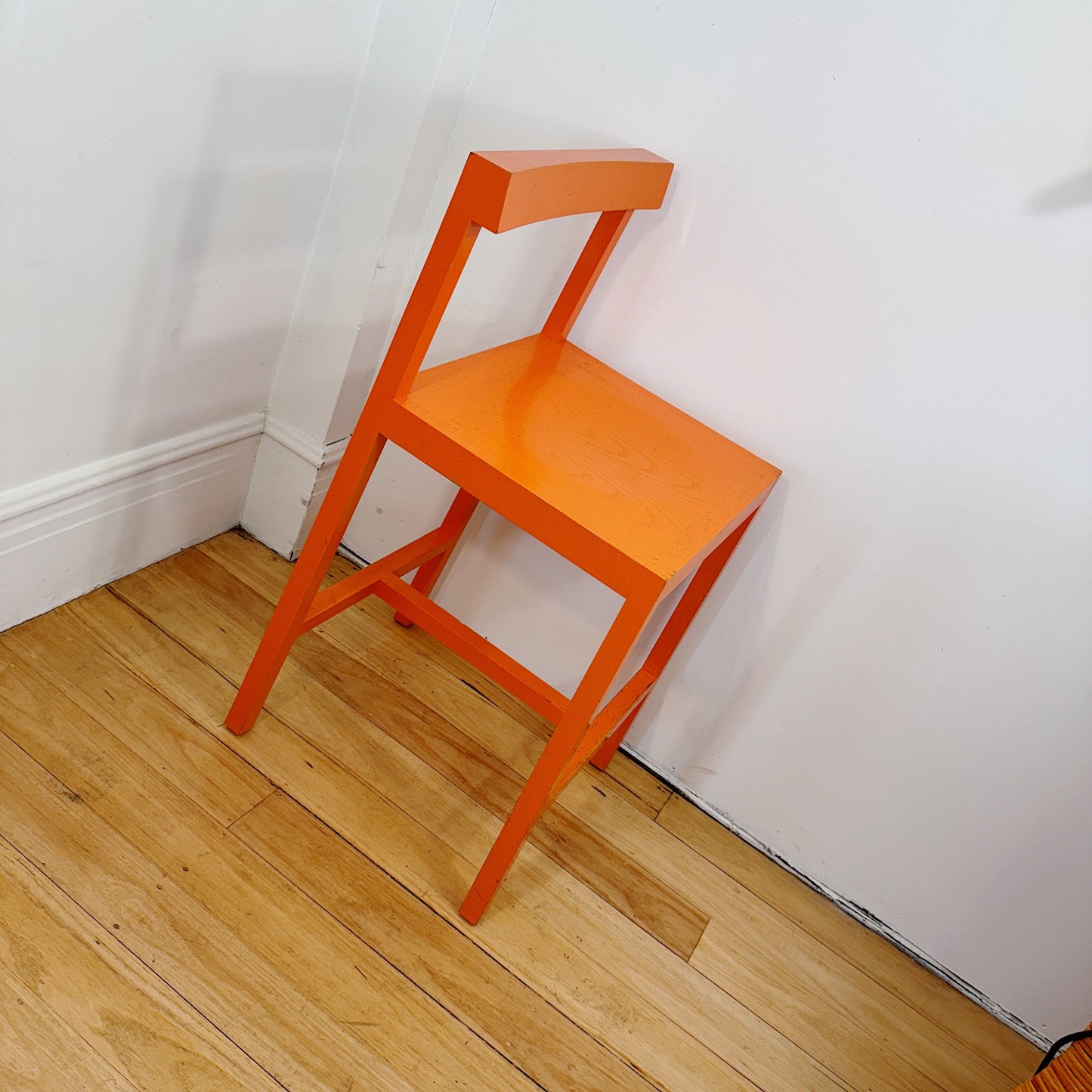 SCHIAVELLO / XL Wood Stools - PINK