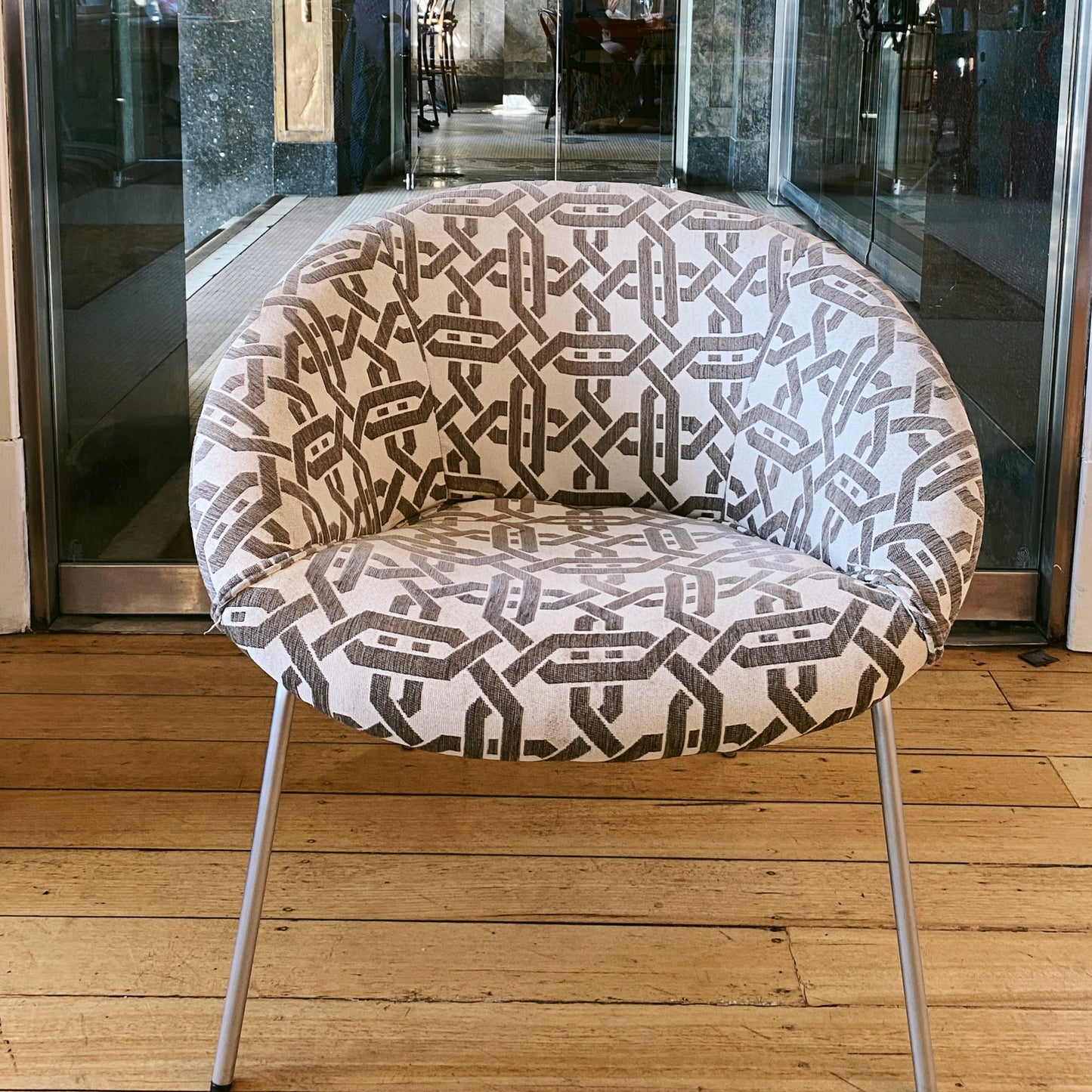 KNOLL / 369 Tub Chair by Walter Knoll