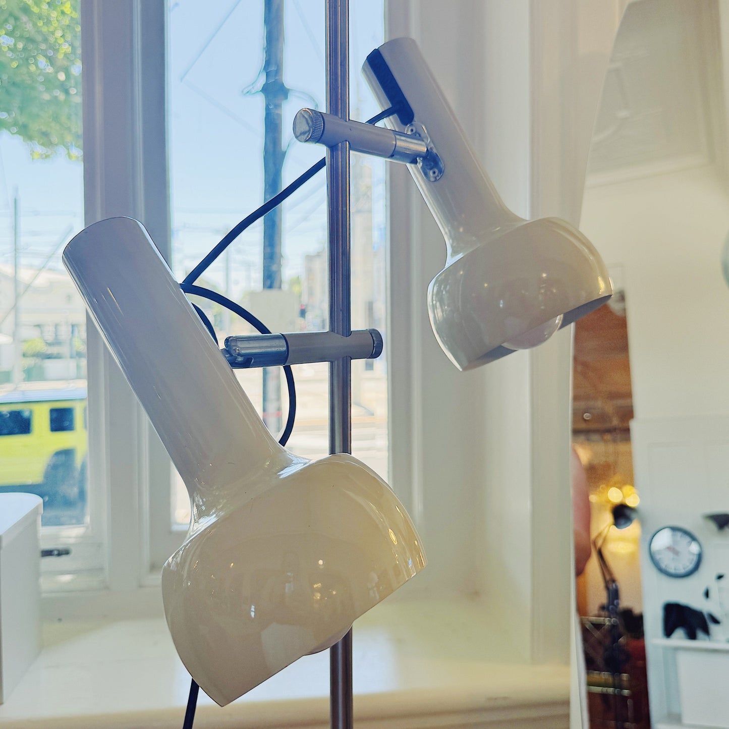 OSLO AUSTRALIA / Dual Head Floor Lamp - Cream