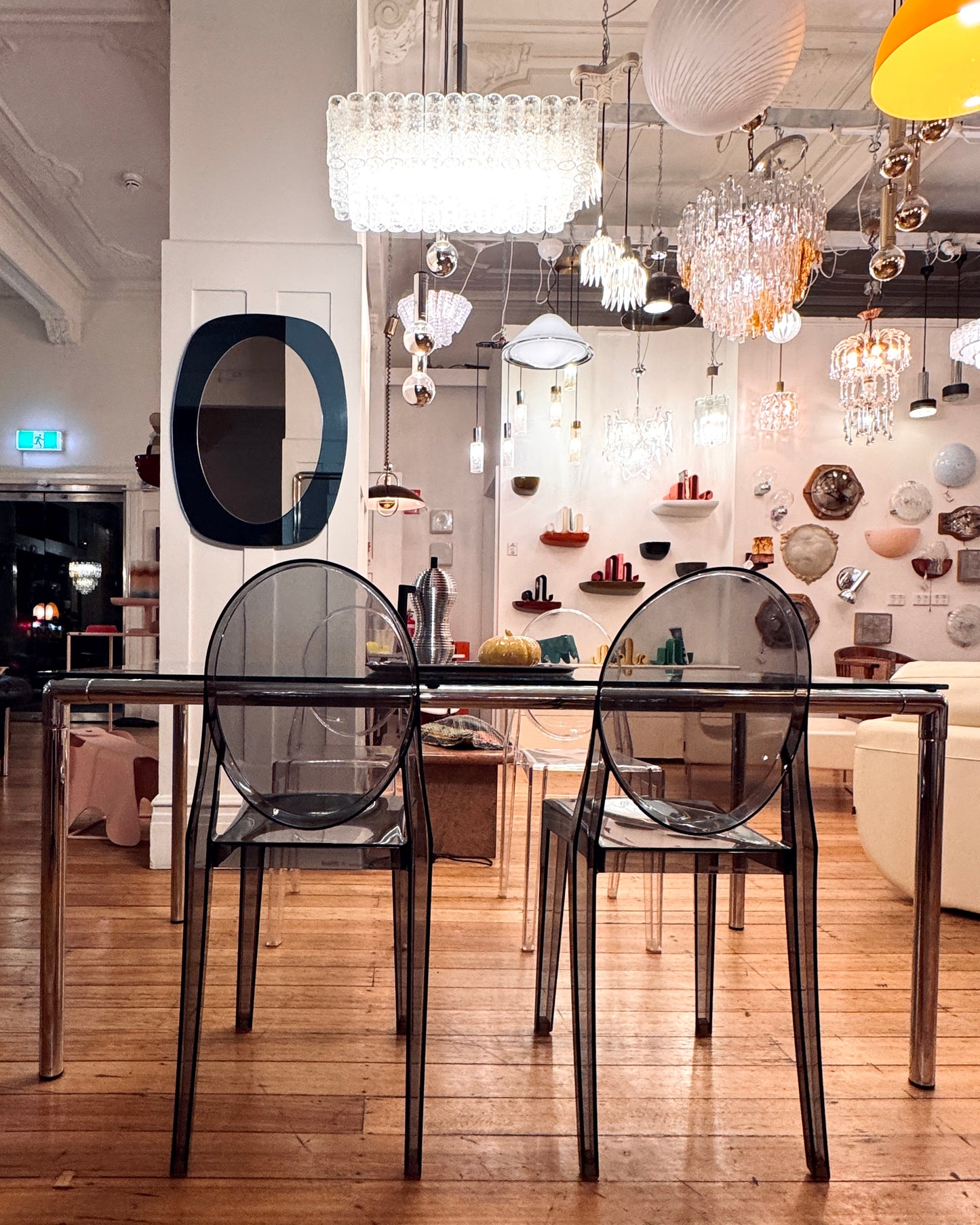 VINTAGE / Tubular Chrome Dining Table