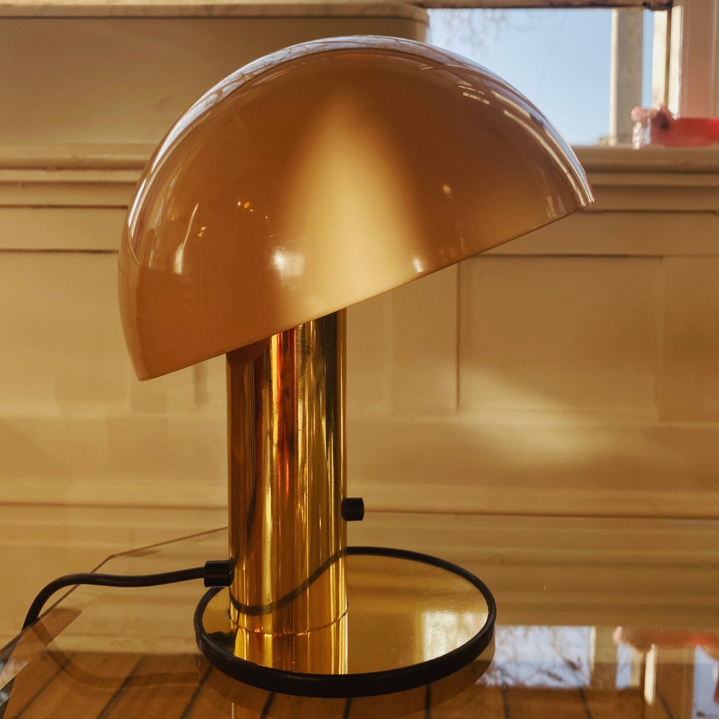 VALENTI LUCE / Vaga Table Lamp by Franco Mirenzi