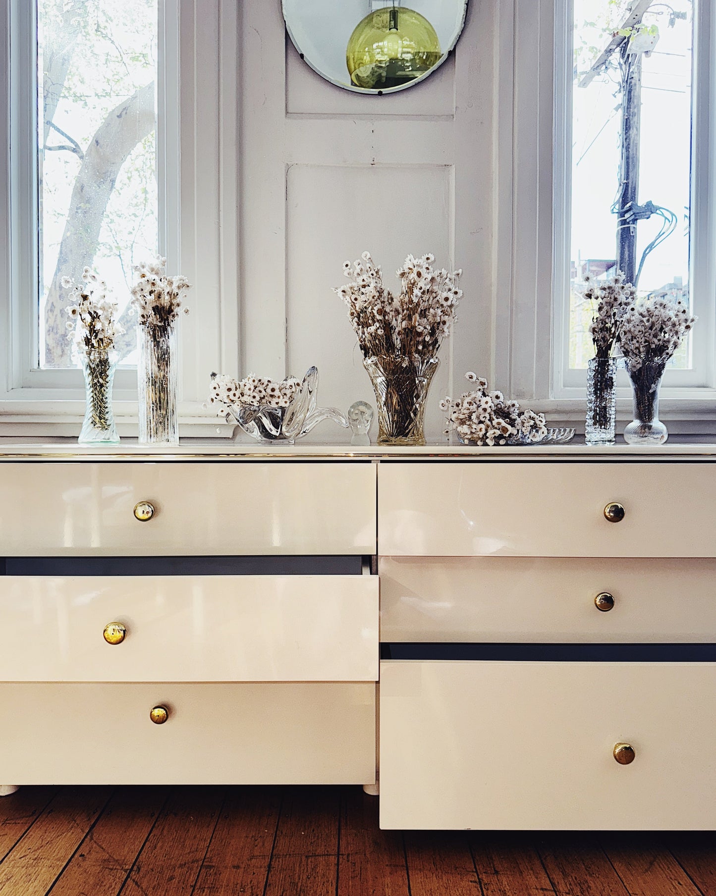 MOEBEL WERKE / Post Modern High Gloss Dresser - Cream