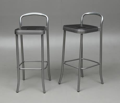 KARTELL / Mauna-Kea high stool by Vico Magistretti