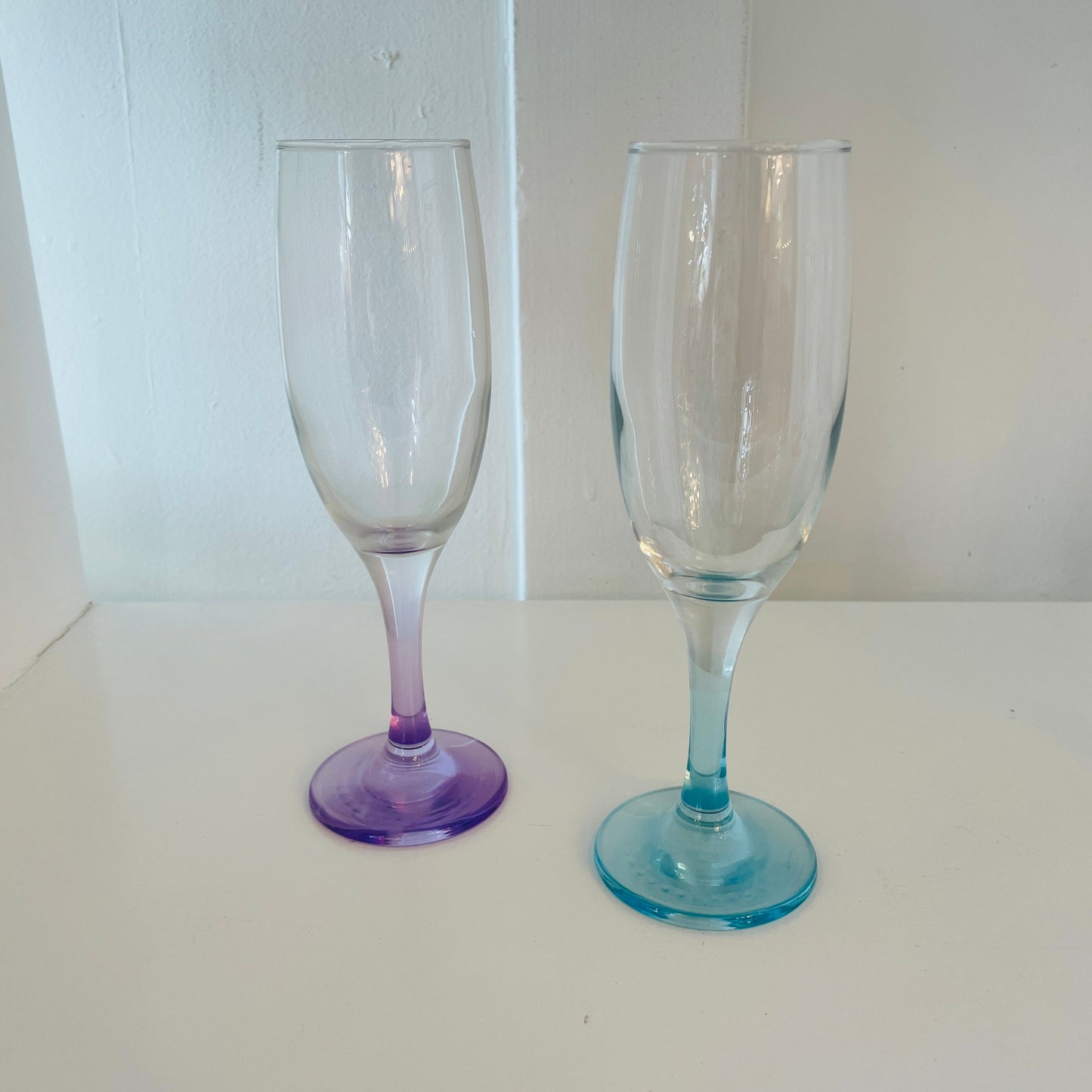 VINTAGE / Jelly Hued Glass Champagne Flutes