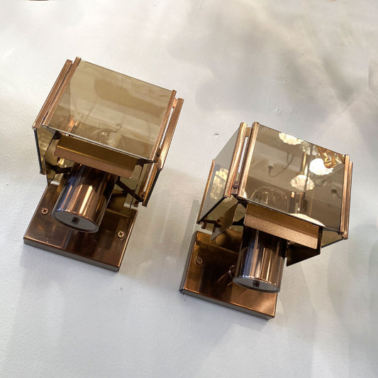 KEMPTHORNE / Bronze Mirrored Cube Sconces
