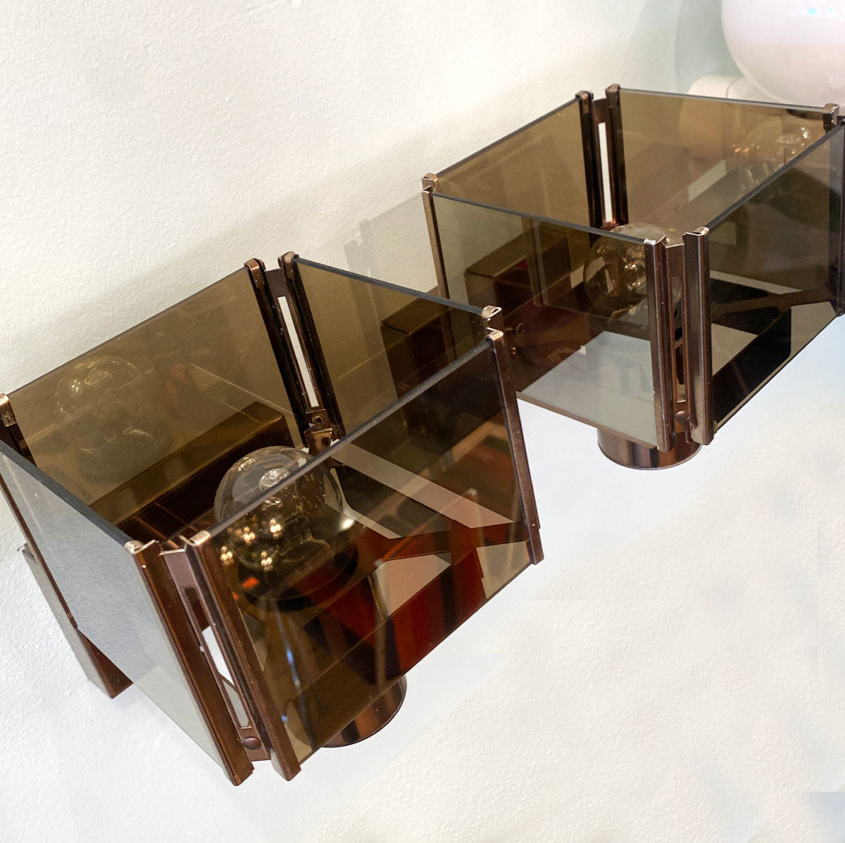 KEMPTHORNE / Bronze Mirrored Cube Sconces