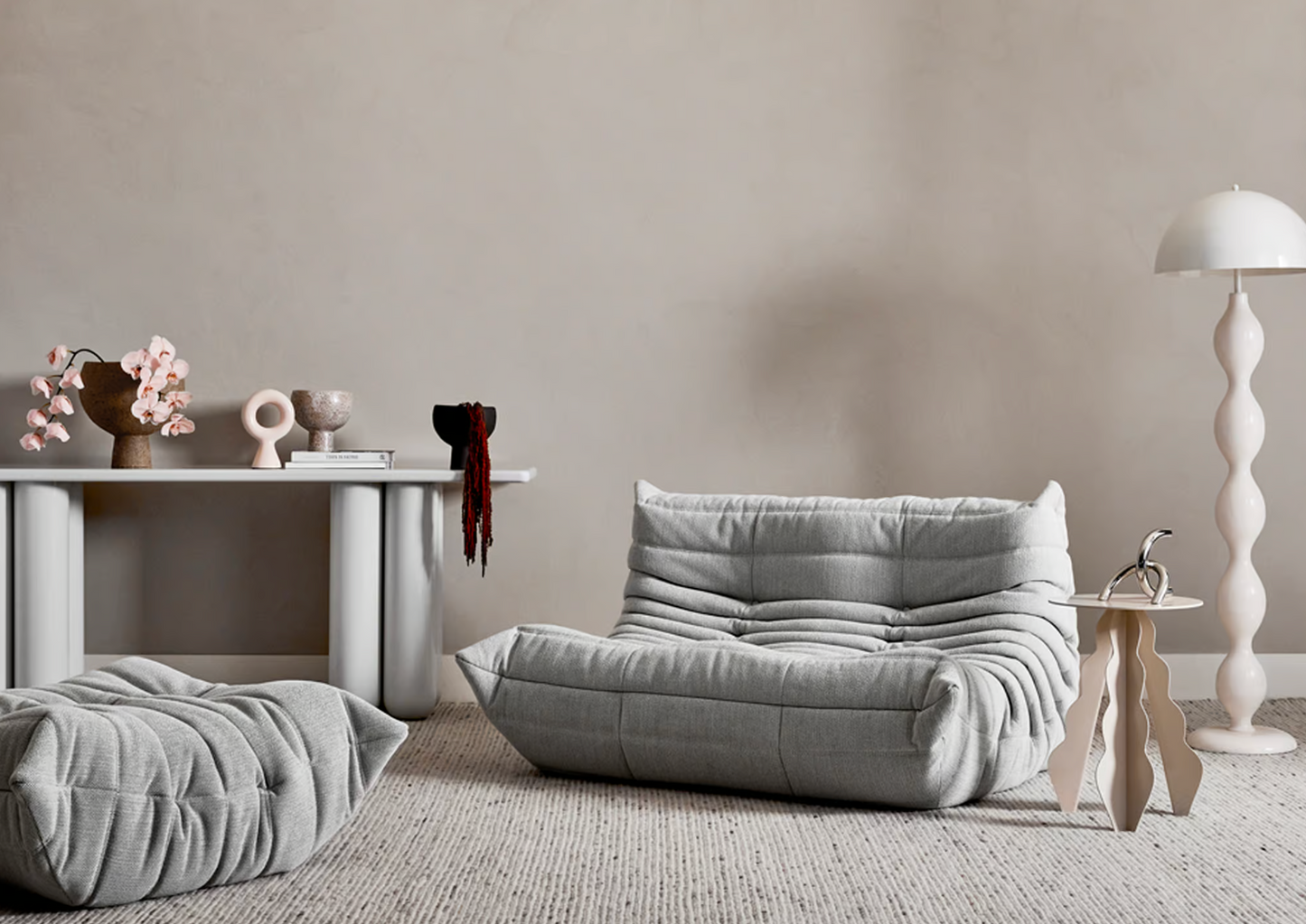 HC28 / Lacquer White BOLD Console by Frank Chou