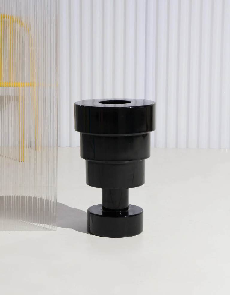 KARTELL / Black Calice Vase By Ettore Sottsass