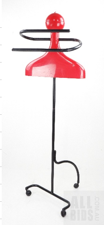 RIZZOLI / Isamu Noguchi: I Am Not A Designer *ON BACKORDER