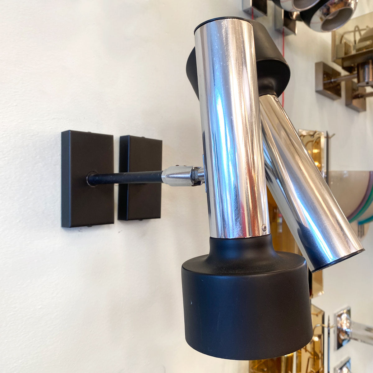 FAMCO / Chrome & Matte Black Spot Sconce Light