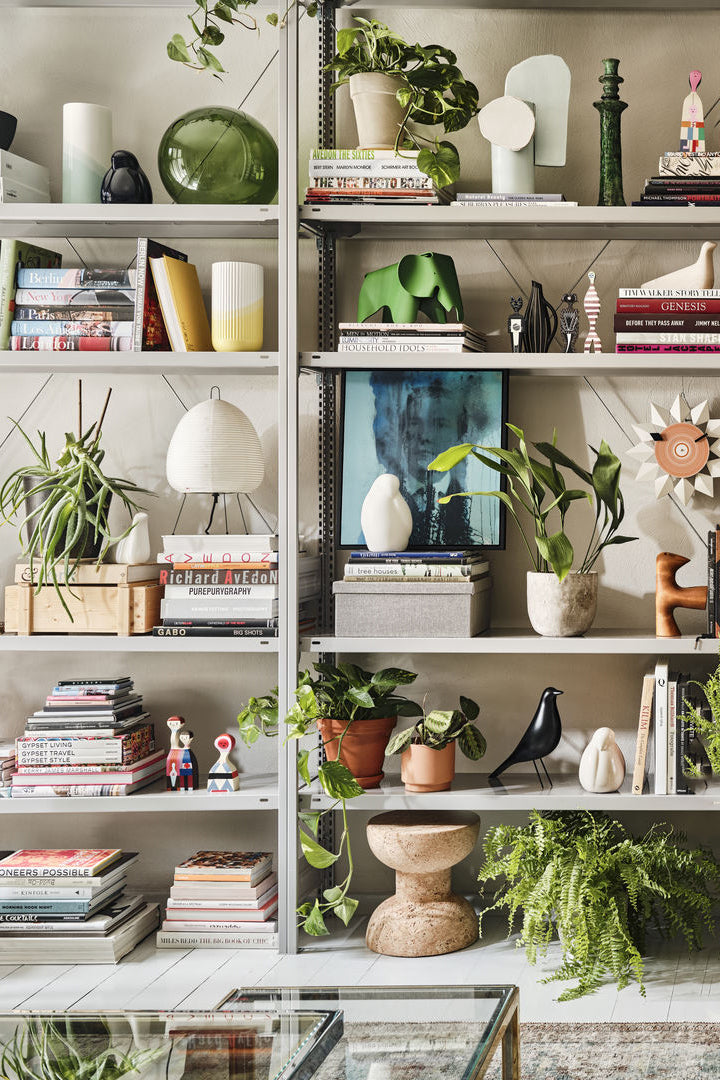 AKARI / 1A Table Lamp by Isamu Noguchi