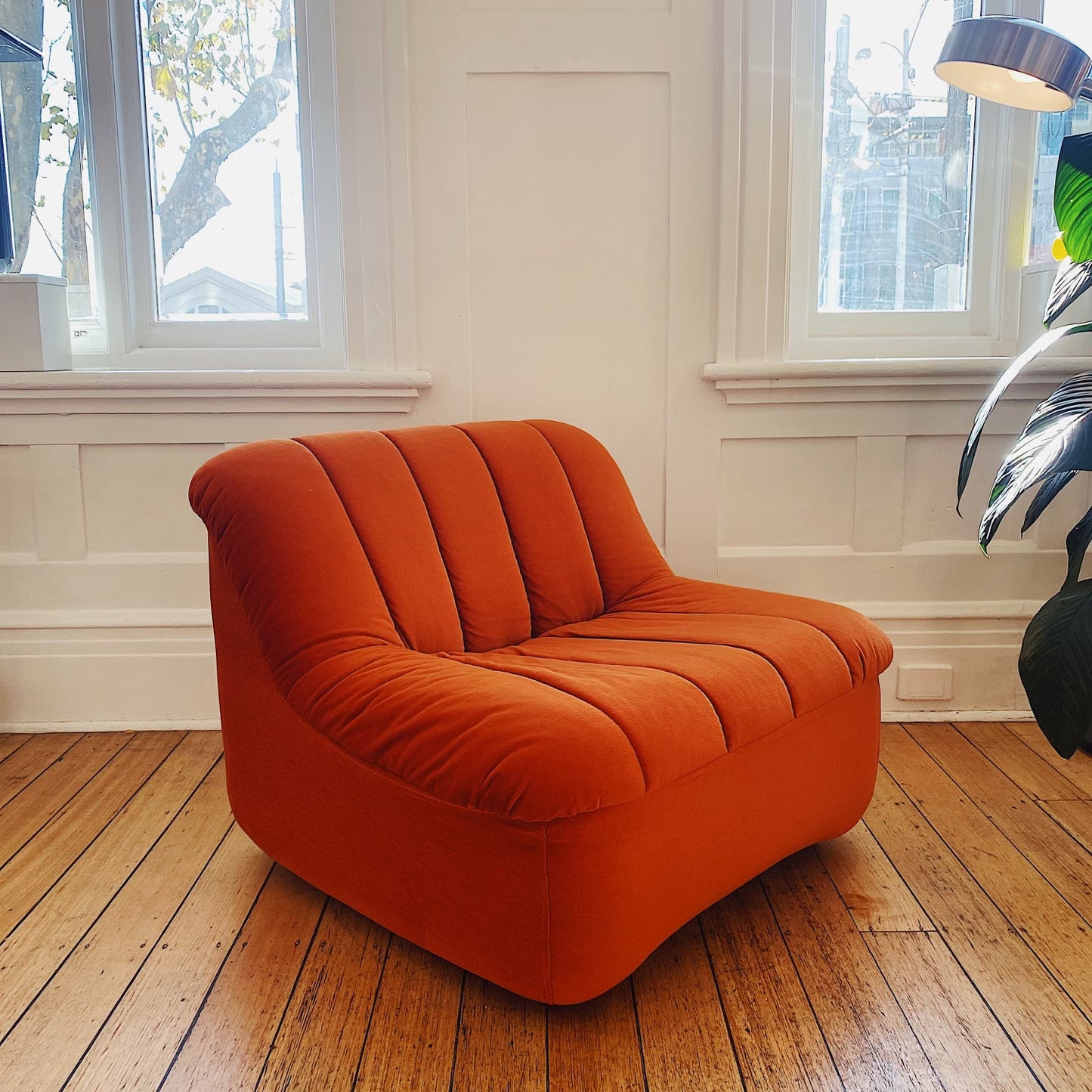 FEATHERSTON / Numero VII Rust Orange Sofa Chair