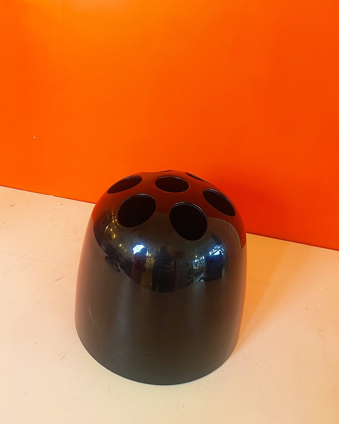 ARTEMIDE / Dedalo Umbrella Stand by Emma Gismondi Schweinberger