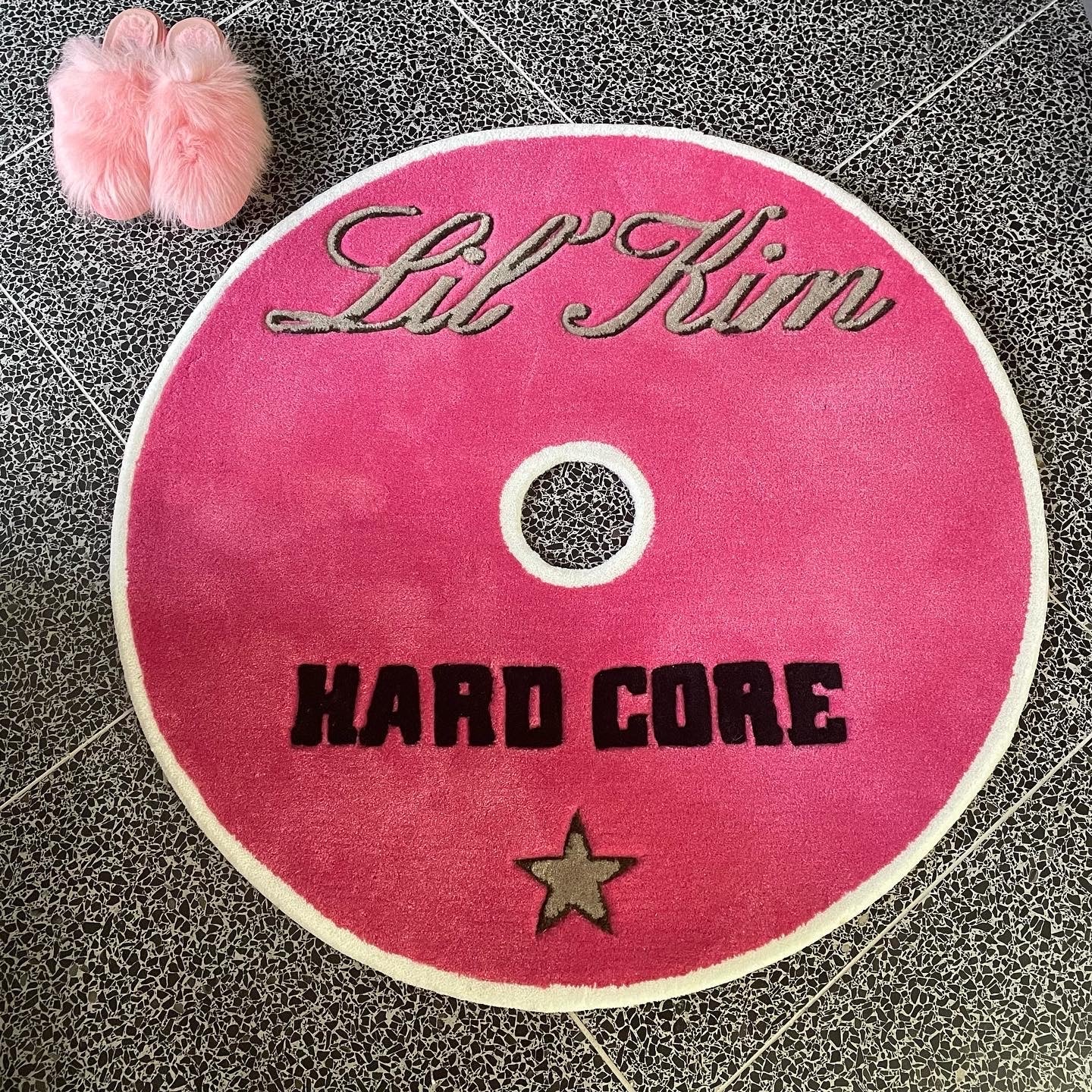 FANTASY #254 / Curves by Sean Brown Lil Kim 'Hard Core' CD Rug