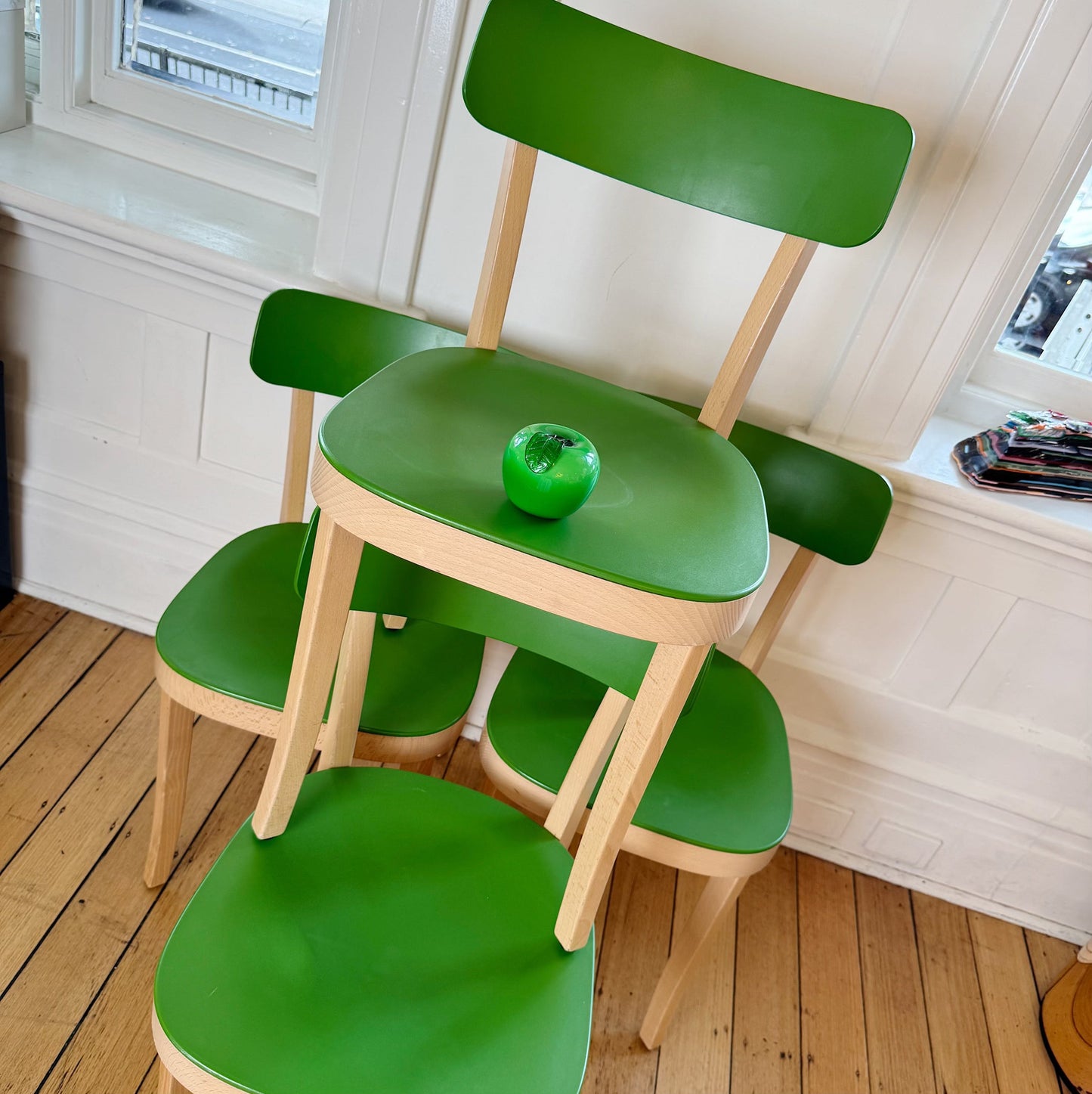 VITRA / Basel Chair by Jasper Morrison - Apple Green