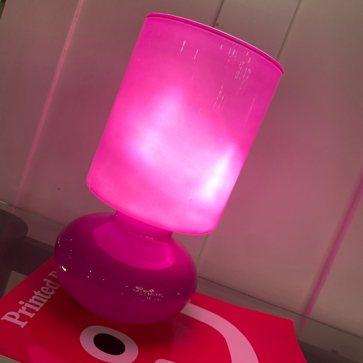VINTAGE IKEA / Fuscia Lykta Table Lamp