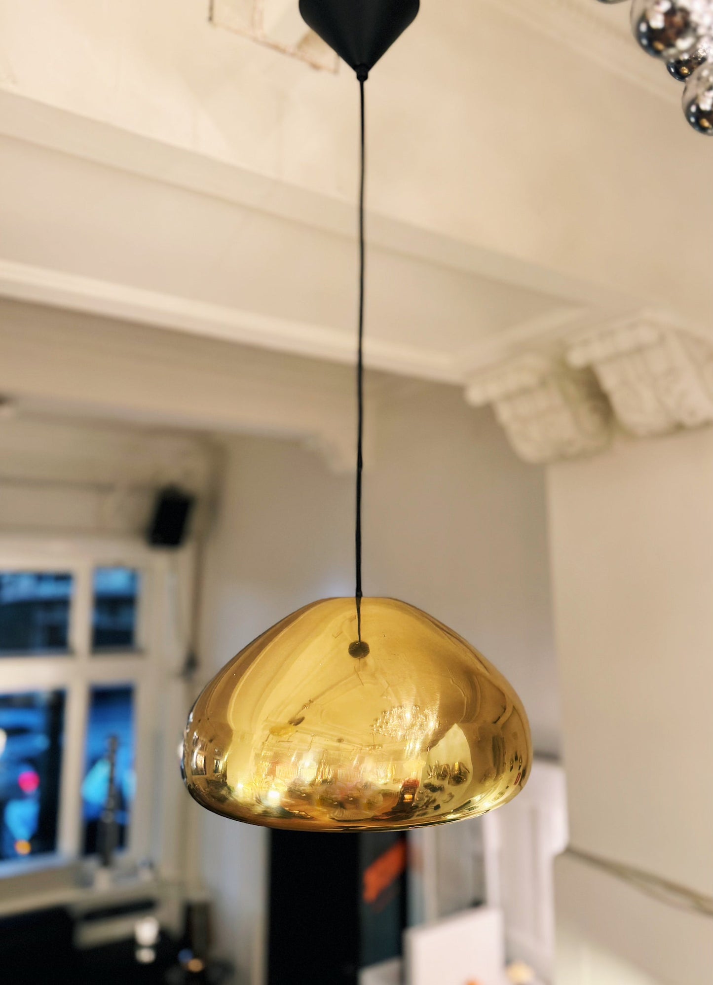 TOM DIXON / The Void LED Brass Pendant