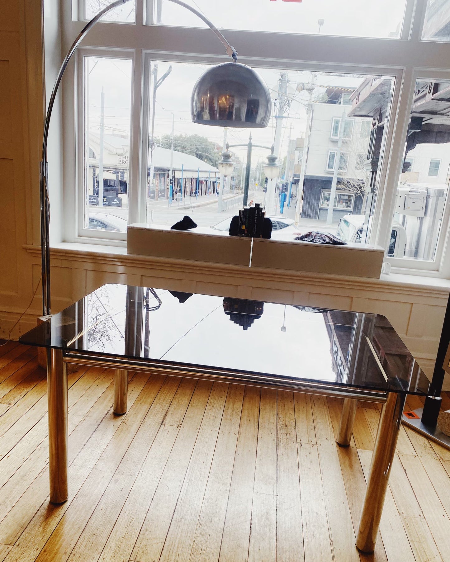 FANTASY #330/ Bauhaus Chrome + Cantilever Dining Setting