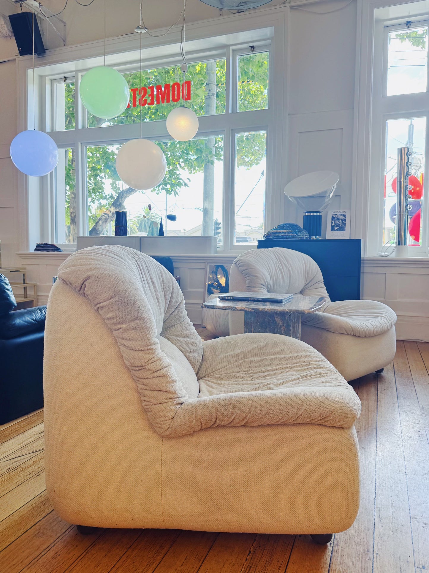 ZOTTA FURNITURE / 1970s Beige Velvet Pod Sofa Chairs