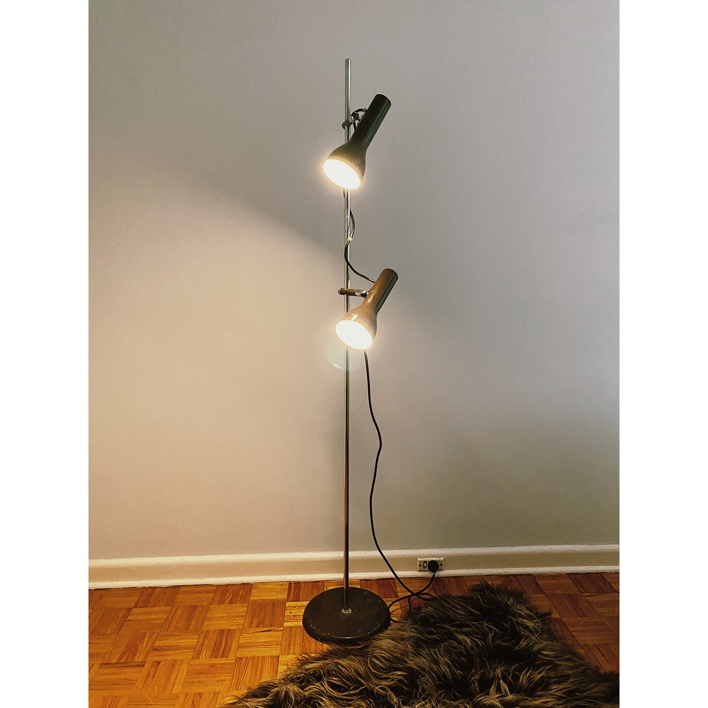 OSLO / Vintage Chocolate Oslo Floor Lamp