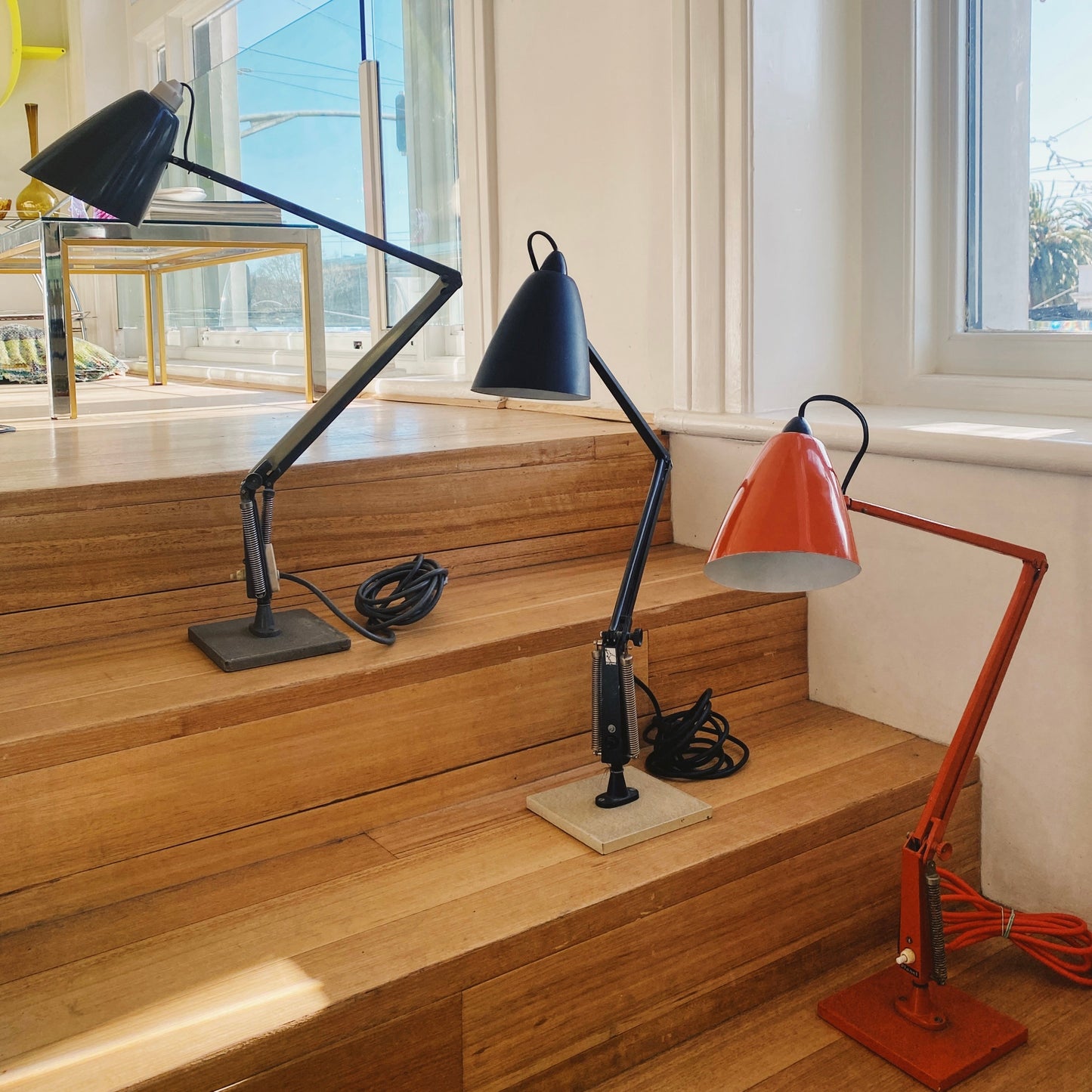 PLANET LAMP / Studio K Desk Lamp - Grey