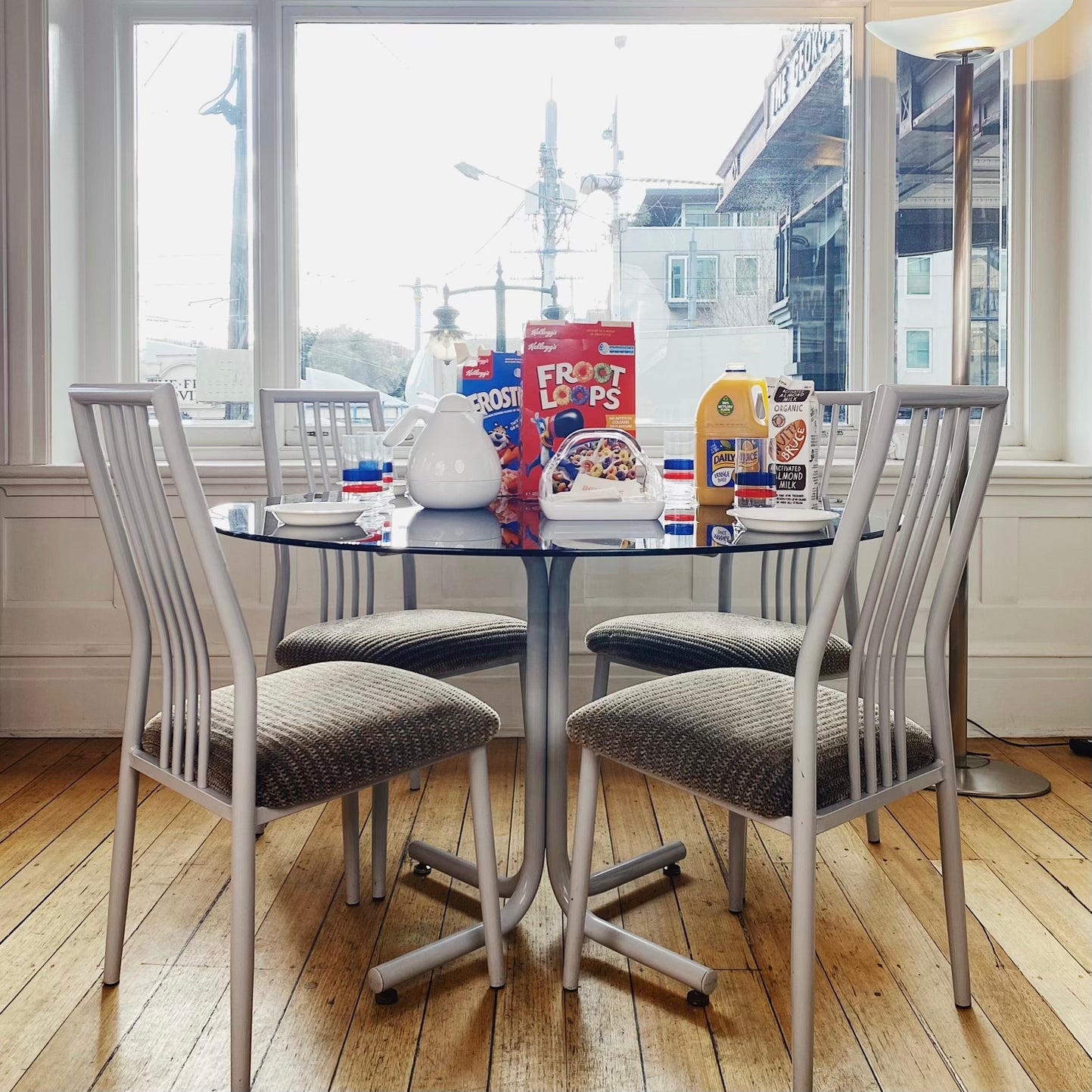 FANTASY #328 / Post Modern Cloudy Grey Tubular Dining Setting