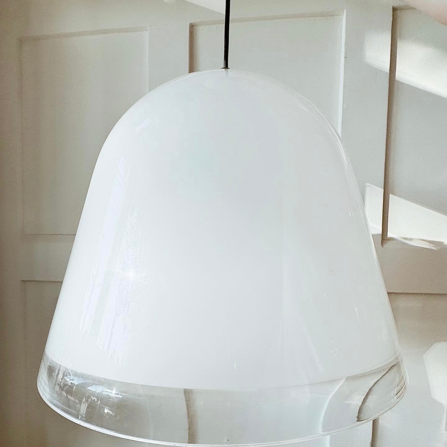 GUZZINI / Kuala Pendant in White by Franco Bresciani for iGuzzini
