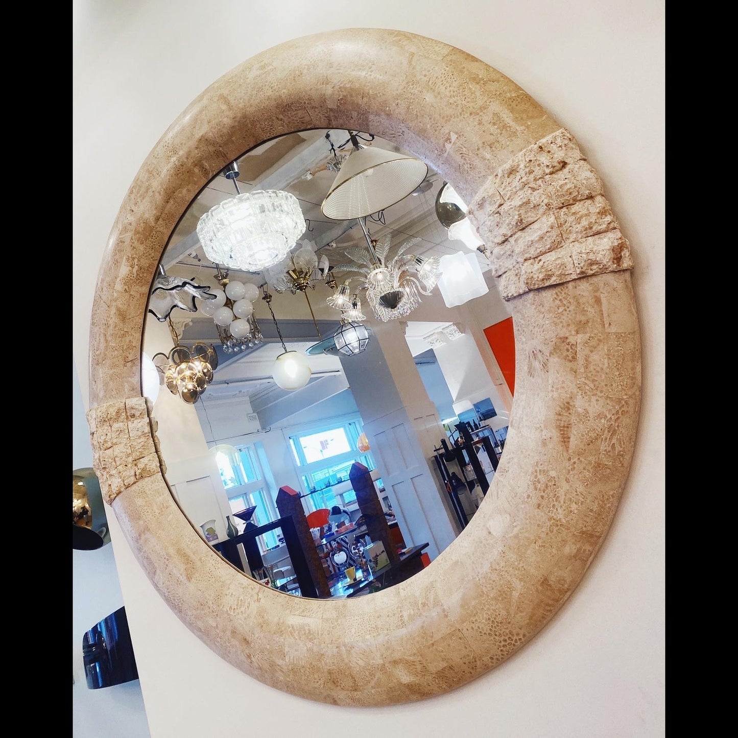 FANTASY #305 / Mactan Tessellated XL Round Mirror