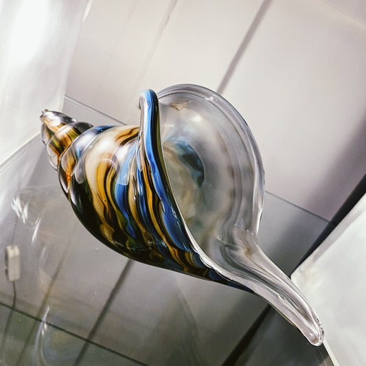 GLASSWARE / Coloured Conch Shell - Blue