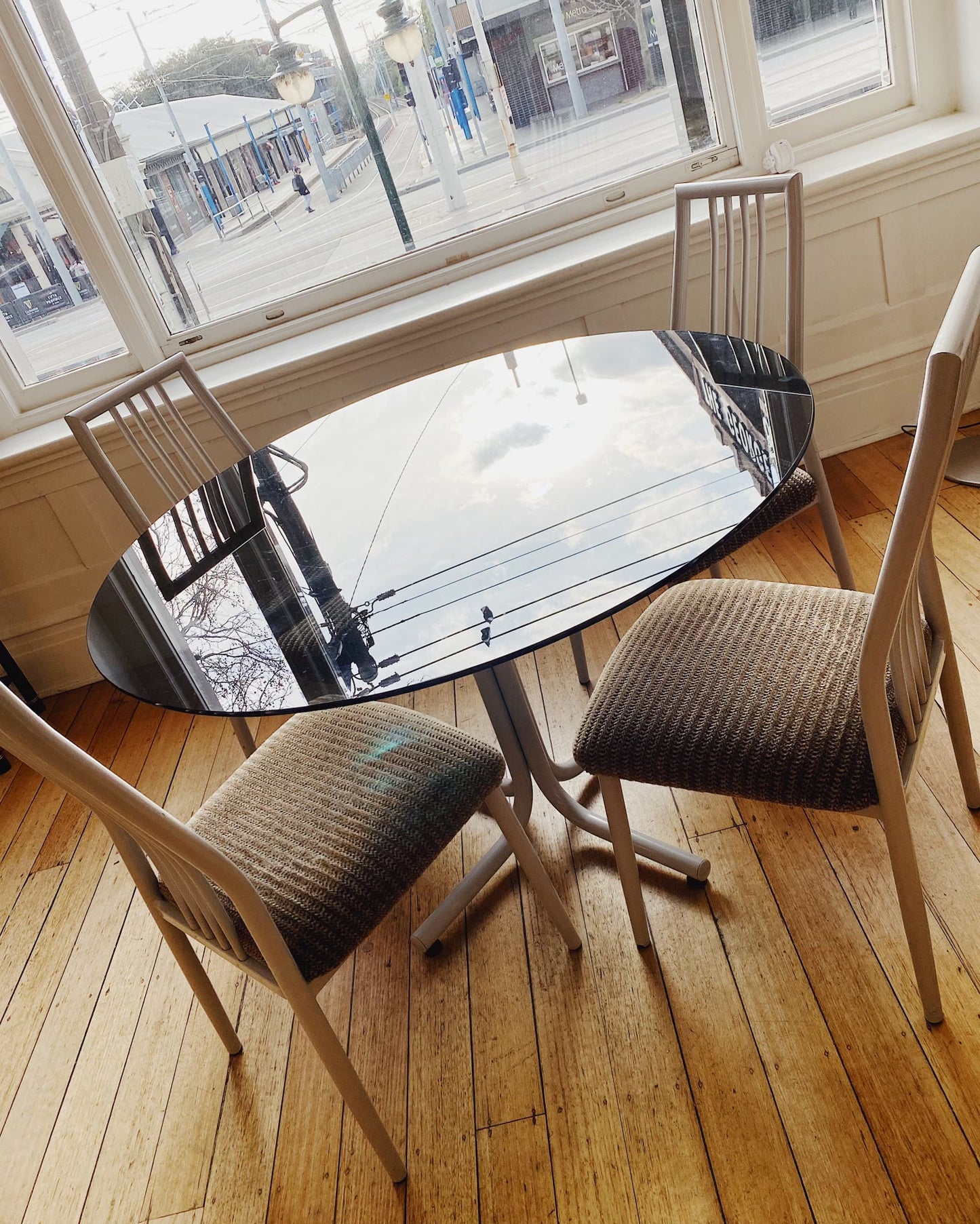 FANTASY #328 / Post Modern Cloudy Grey Tubular Dining Setting